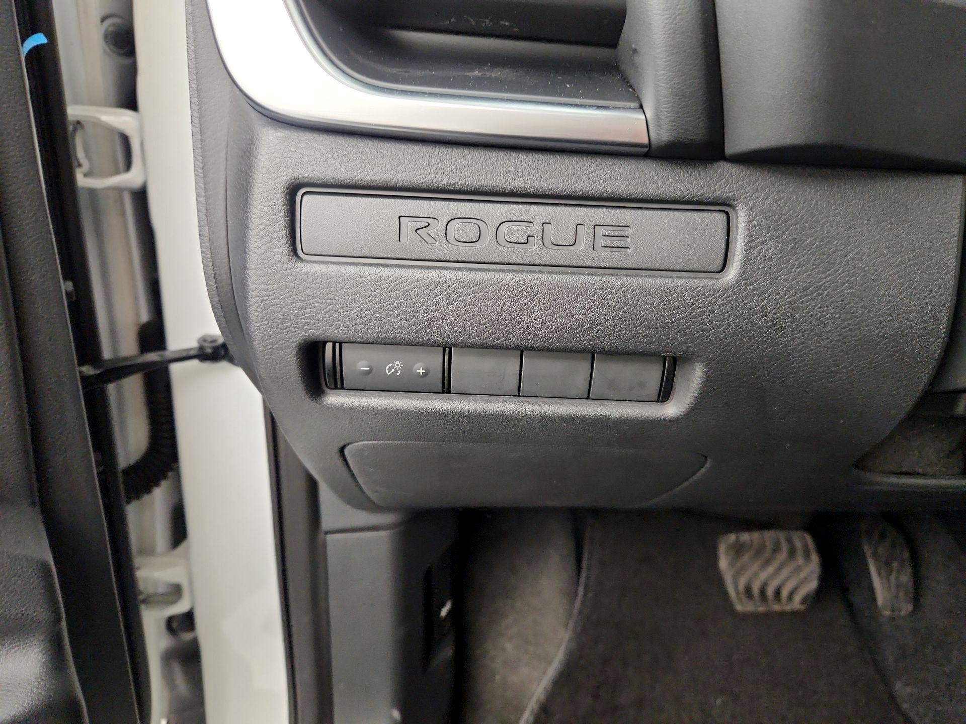 Thumbnail: 2023 Nissan Rogue - 13