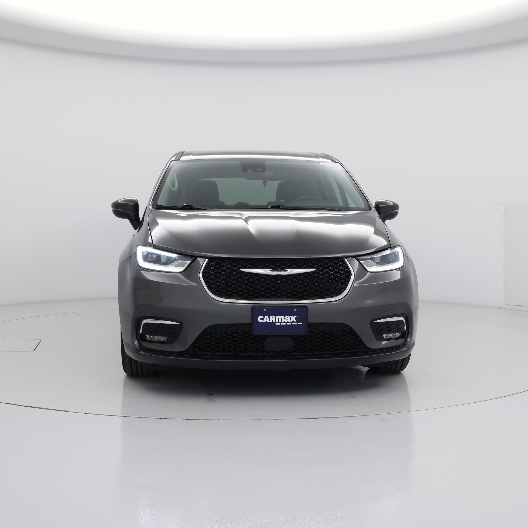 Thumbnail: 2023 Chrysler Pacifica - 5