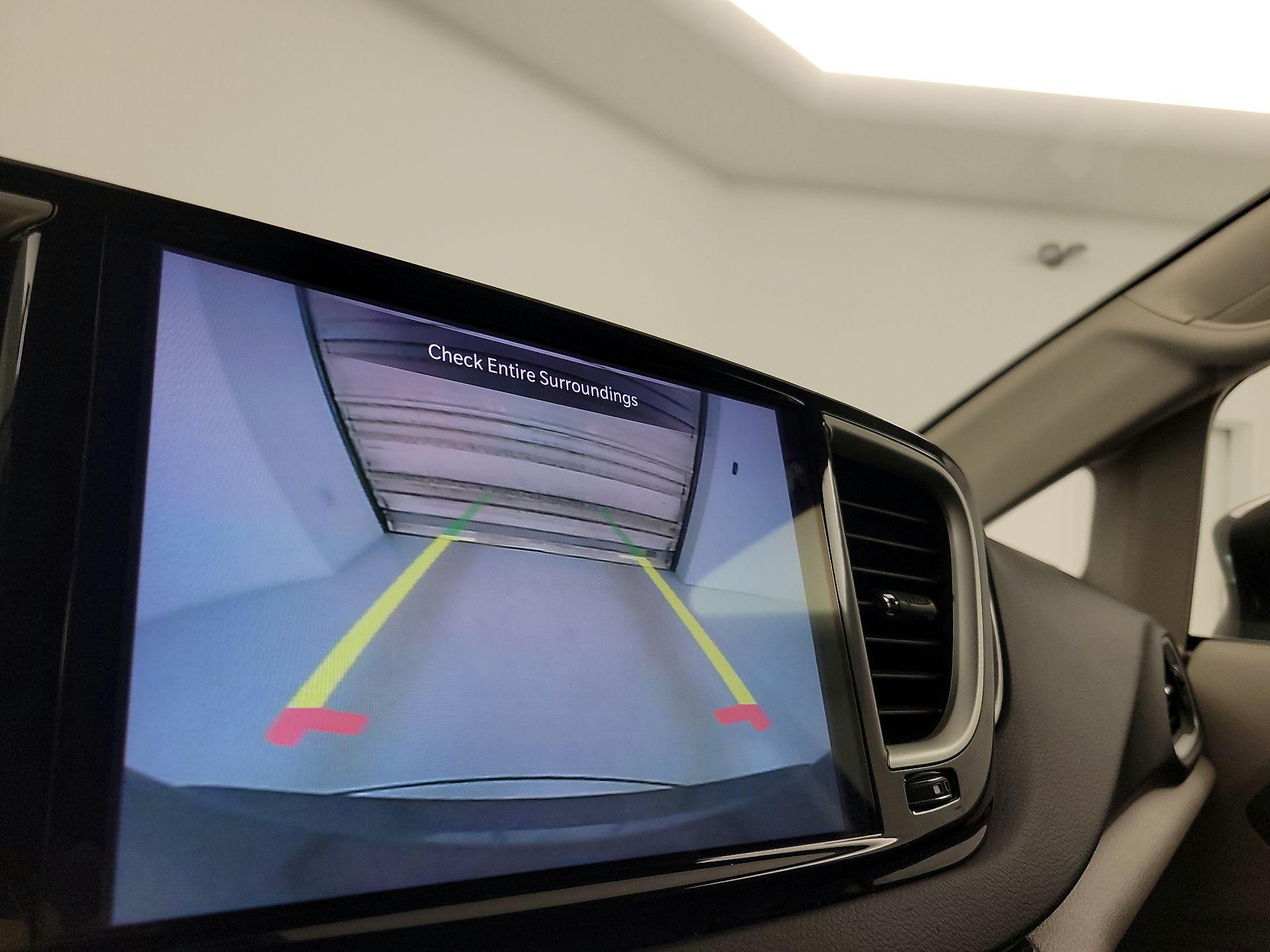 Thumbnail: 2023 Chrysler Pacifica - 14