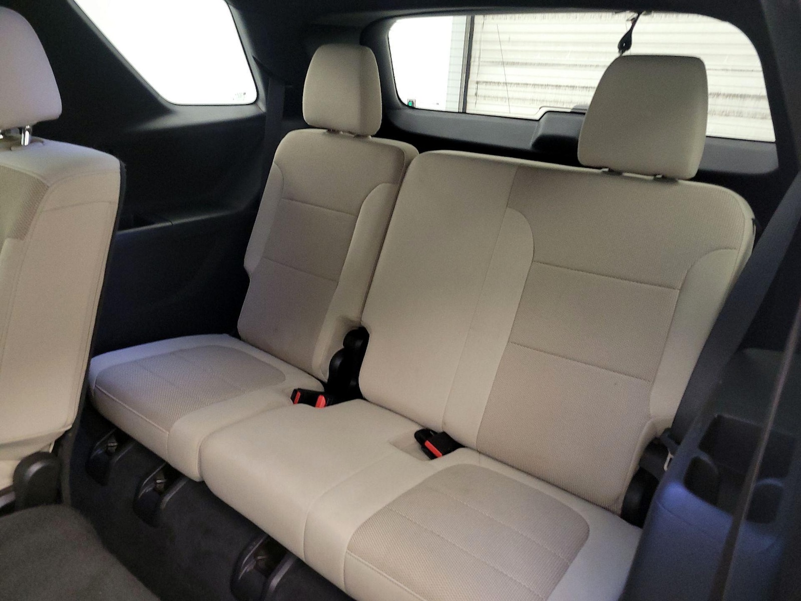 2022 Chevrolet Traverse LS - Photo 21
