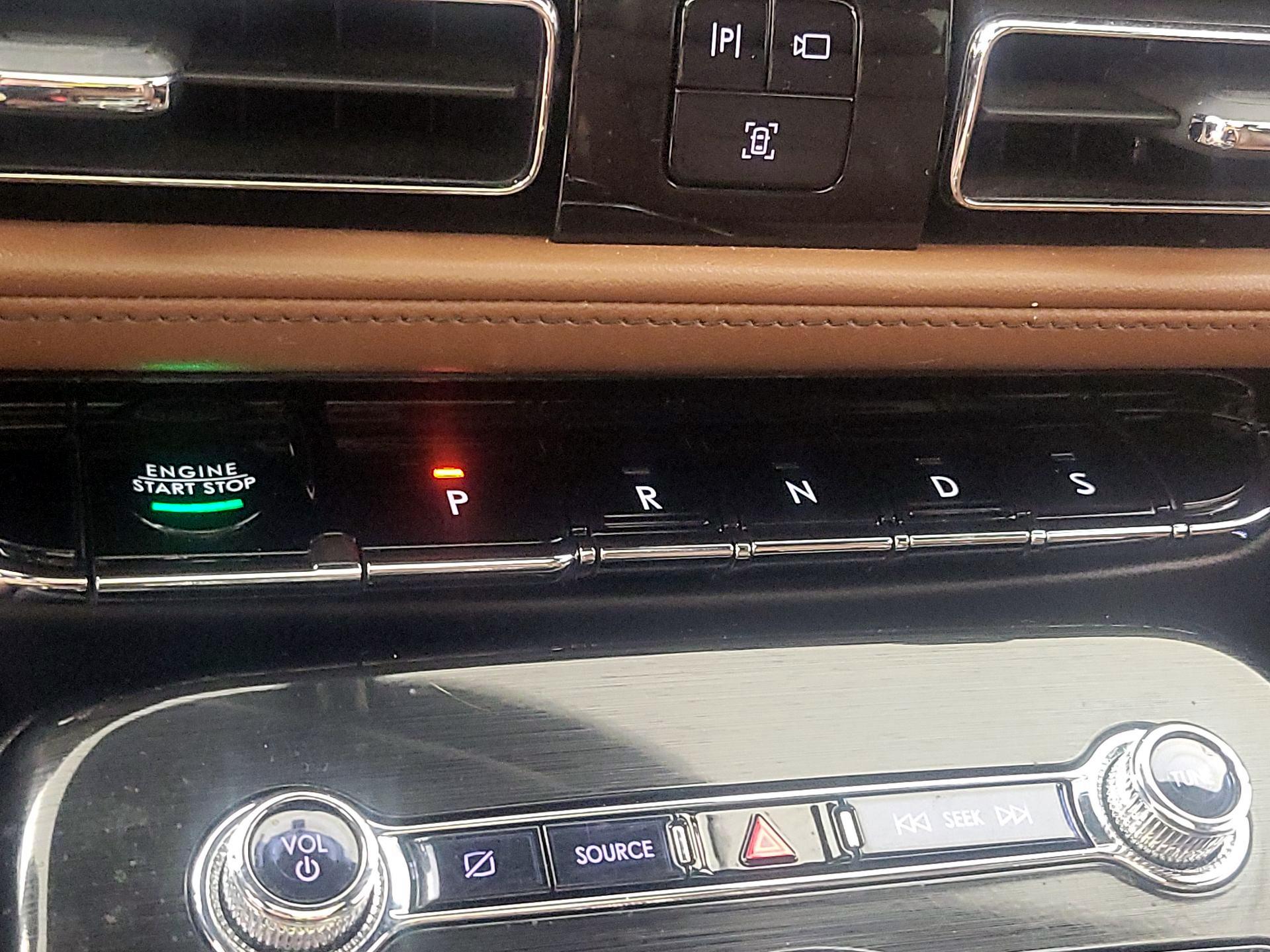 Thumbnail: 2023 Lincoln Nautilus - 18