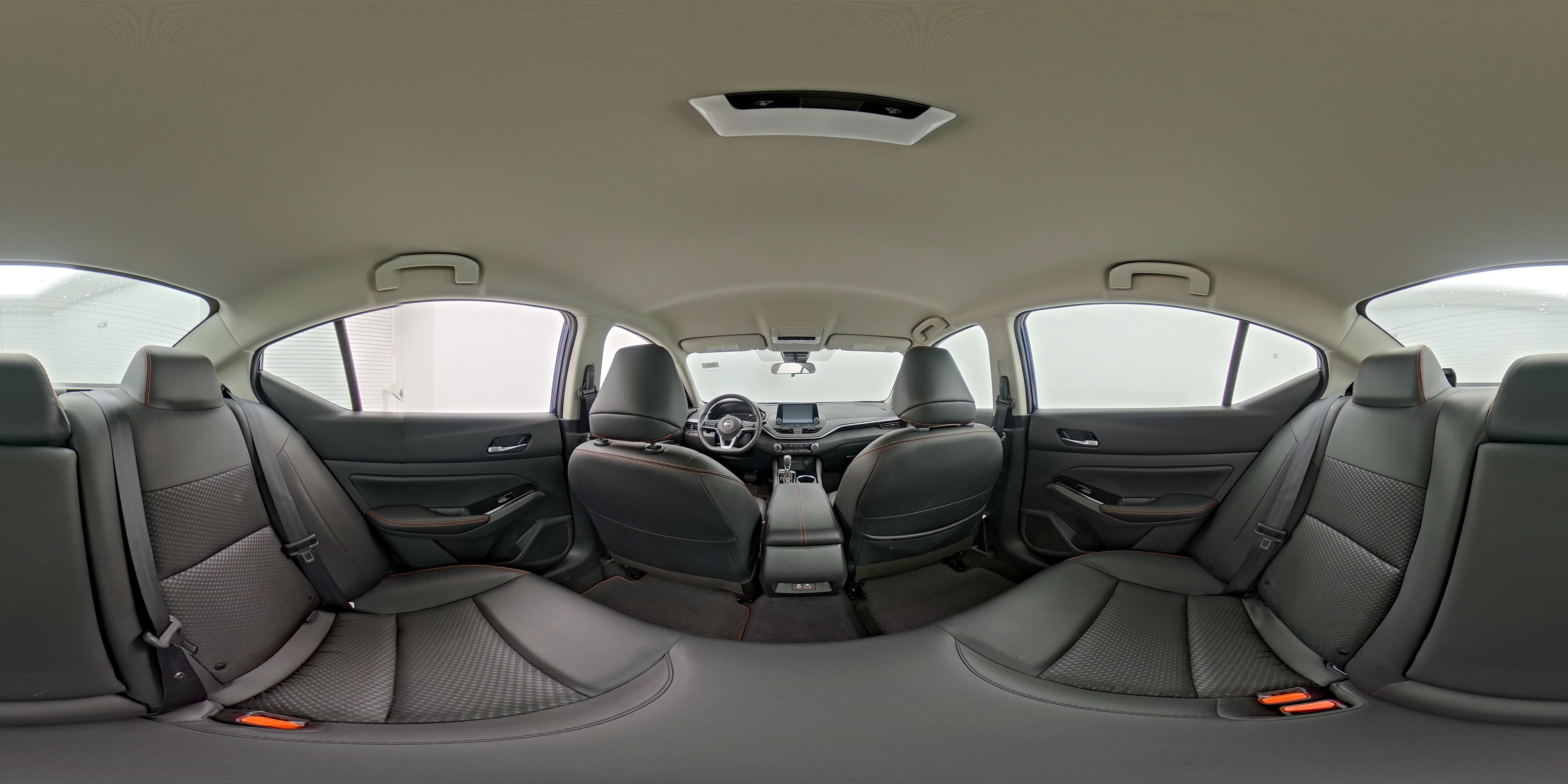 2024 Nissan Altima SR - Photo 25