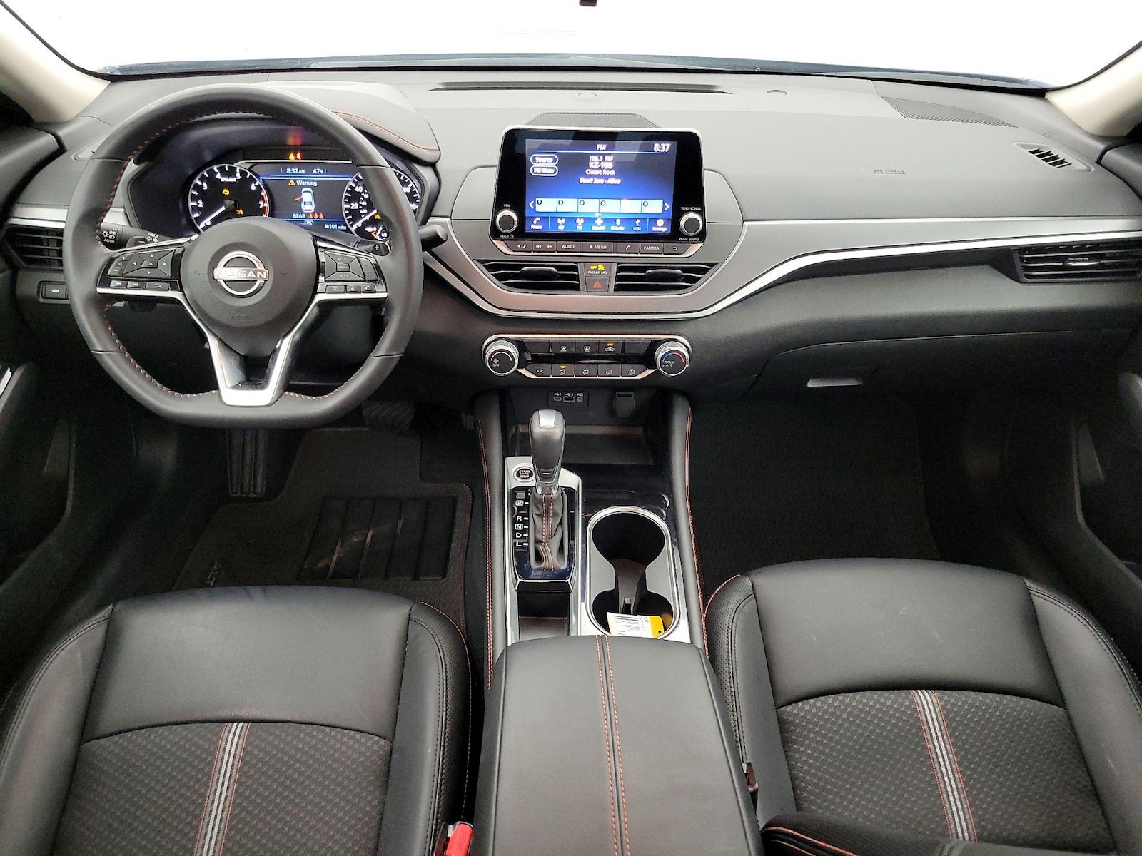 2024 Nissan Altima SR - Photo 10