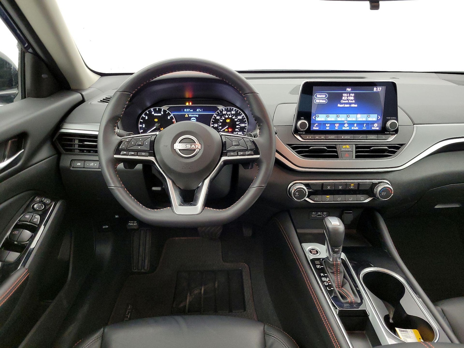 2024 Nissan Altima SR - Photo 11