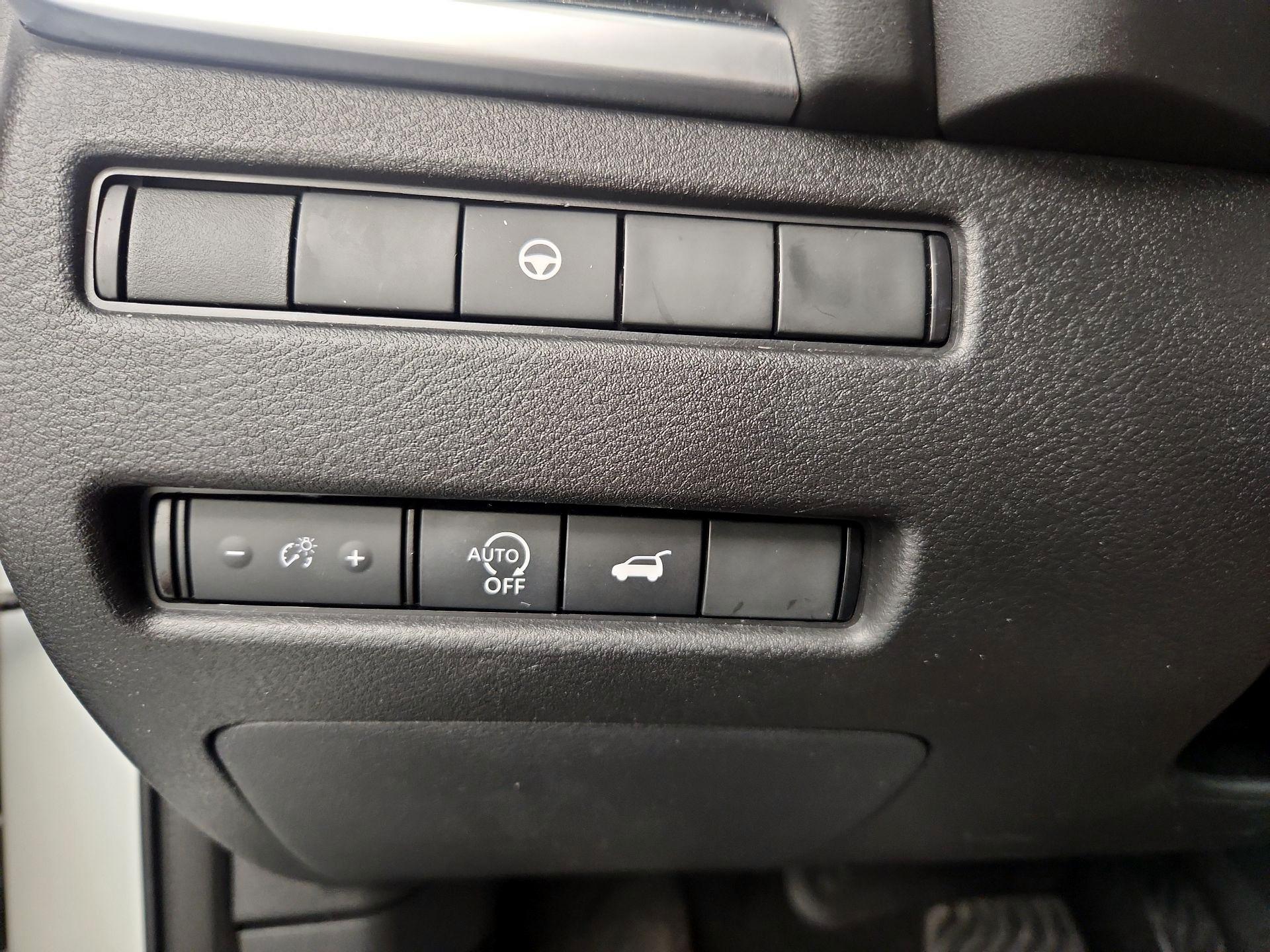 Thumbnail: 2023 Nissan Rogue - 13