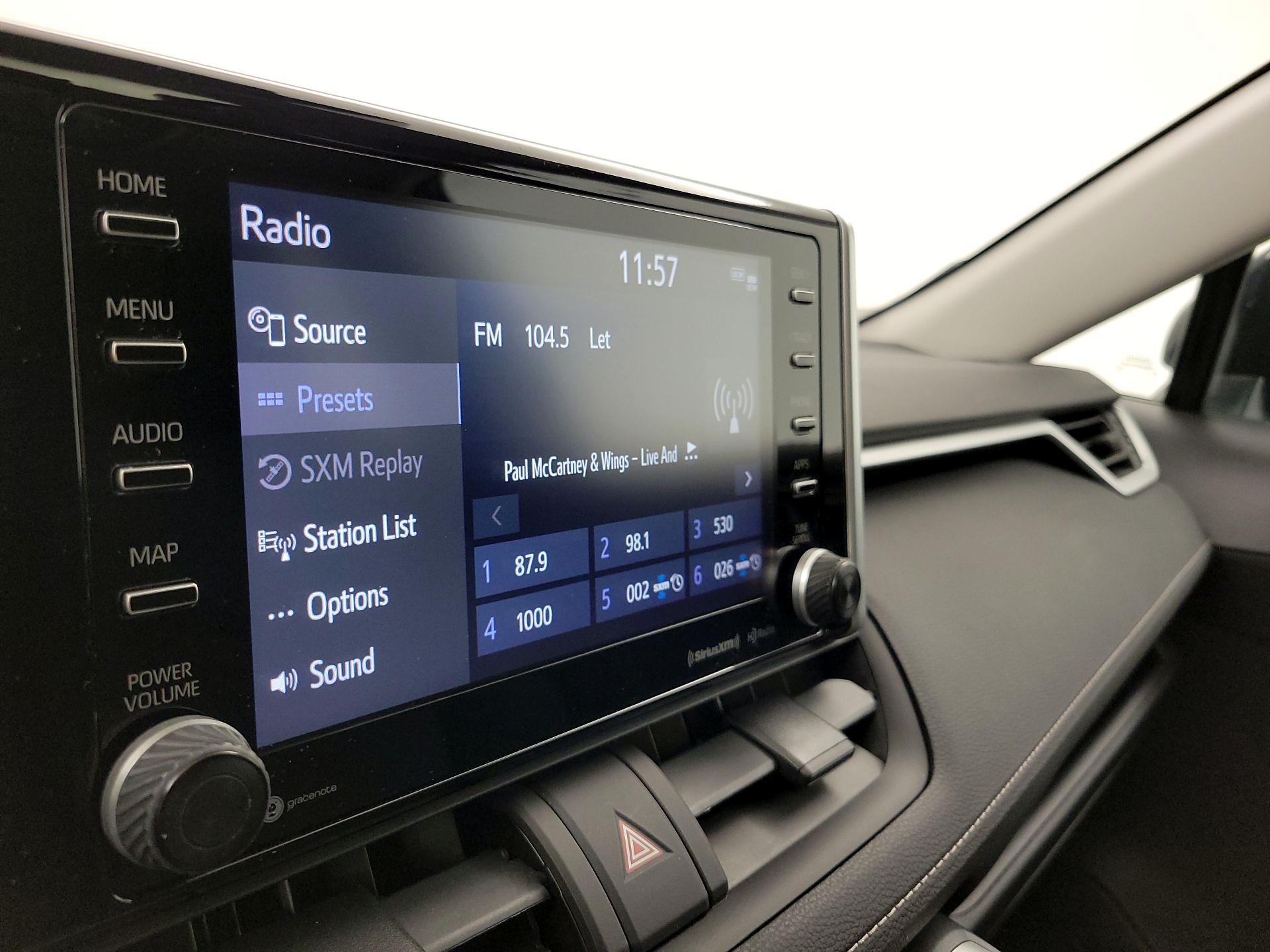 Thumbnail: 2020 Toyota RAV4 - 16