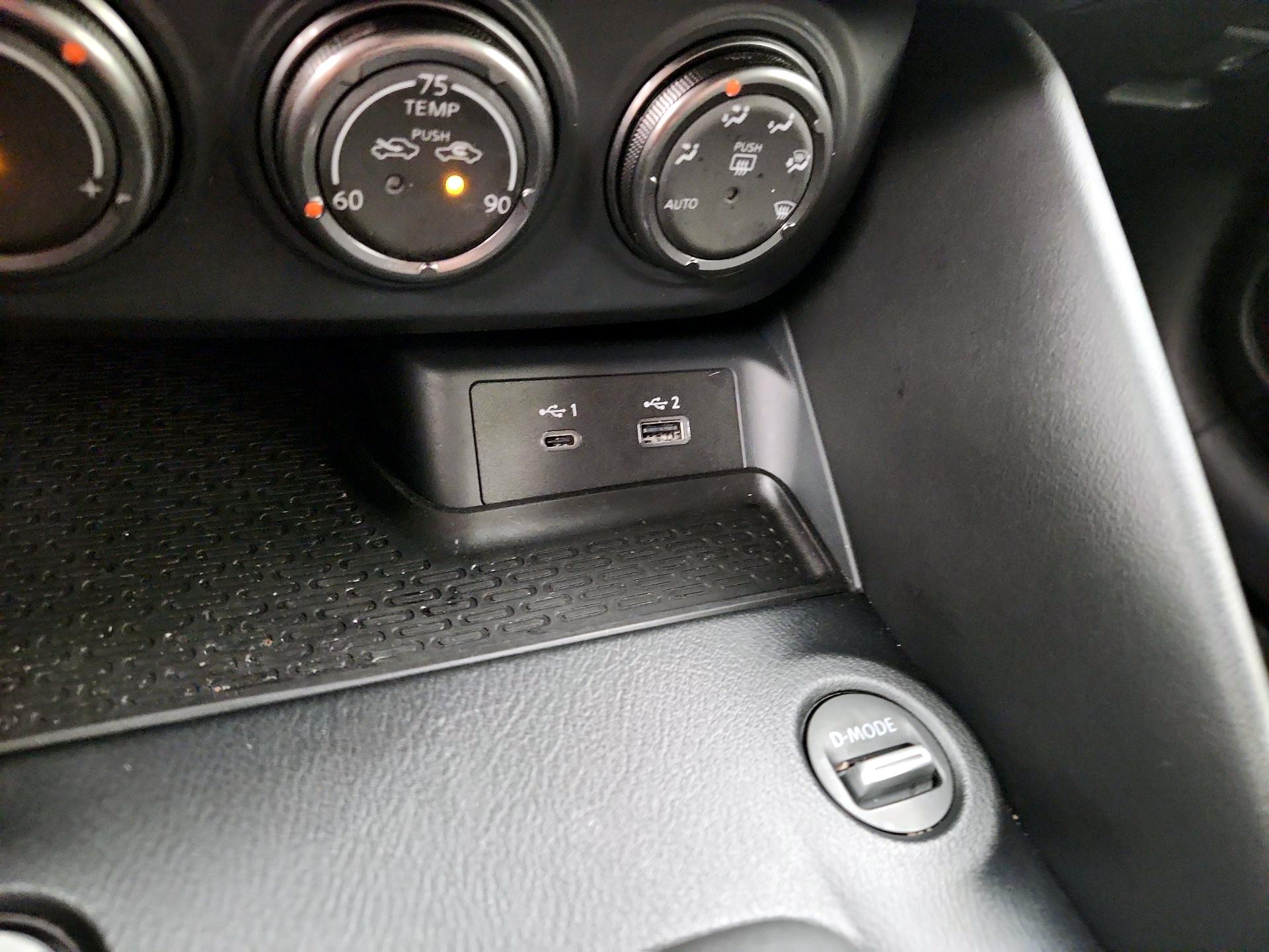 Thumbnail: 2024 Nissan Z - 17