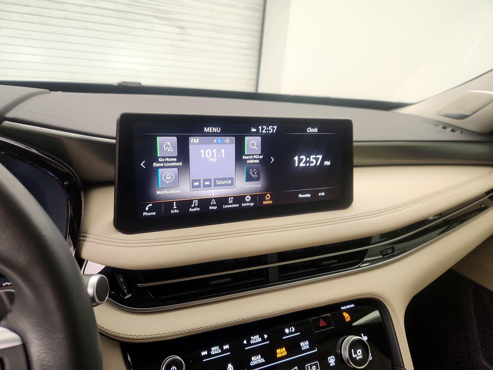 Thumbnail: 2023 INFINITI QX60 - 15