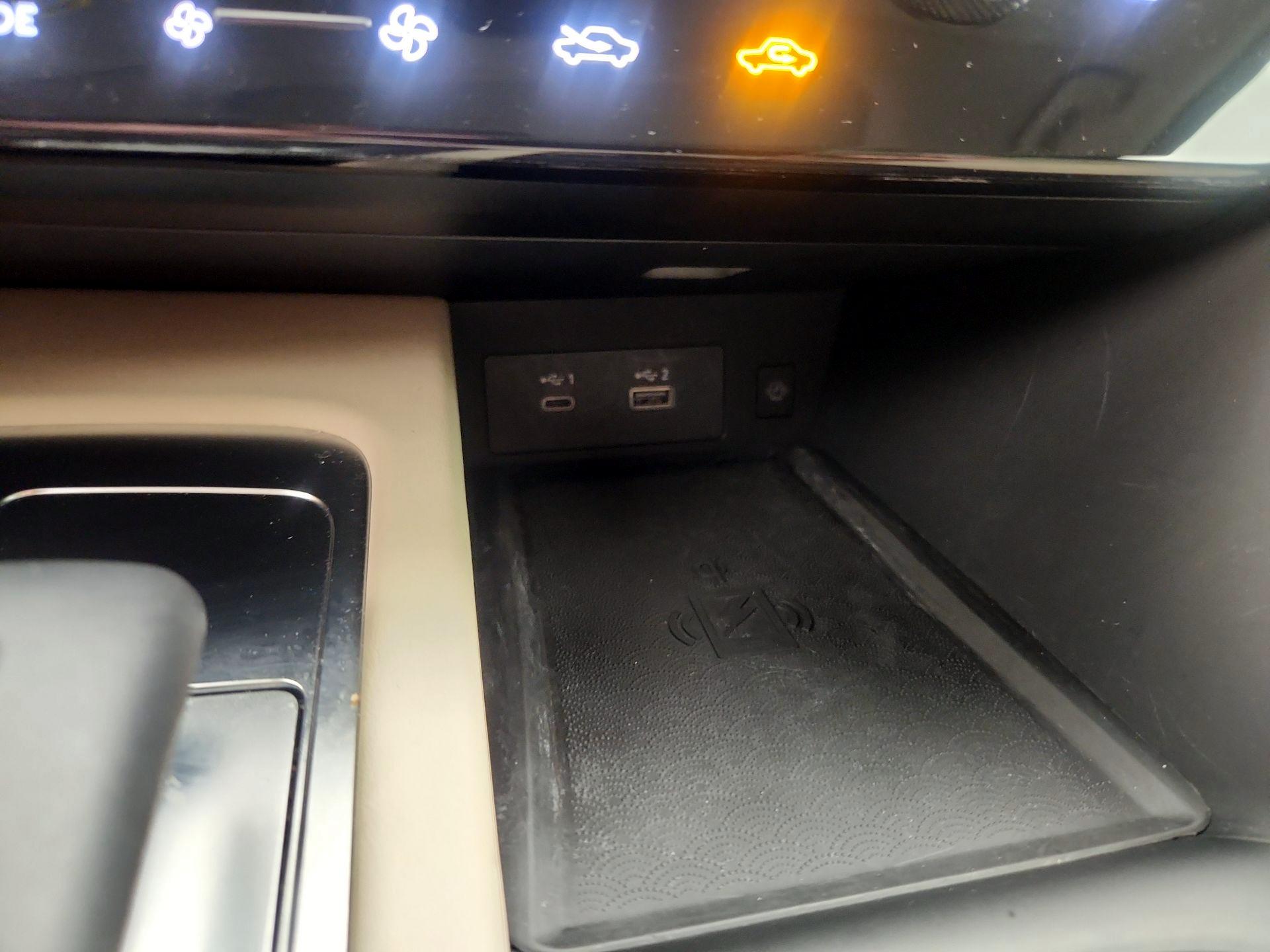 Thumbnail: 2023 INFINITI QX60 - 18