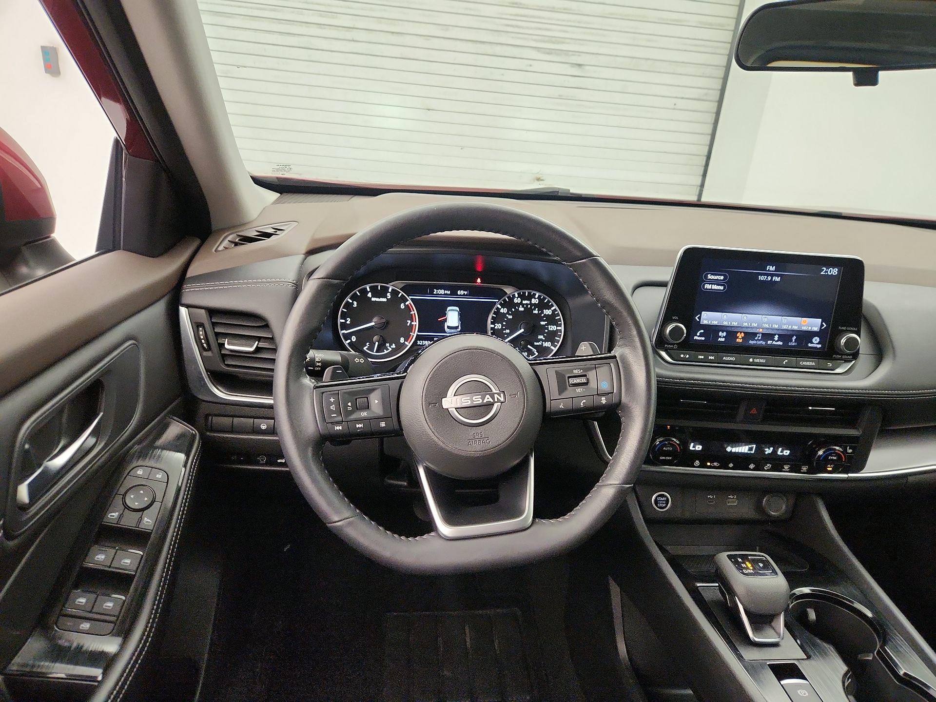 Thumbnail: 2023 Nissan Rogue - 10