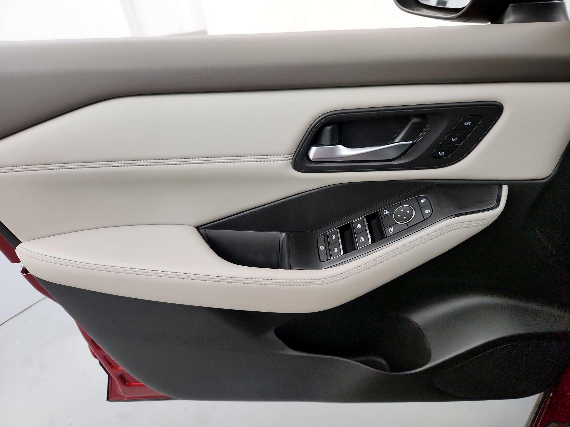 Thumbnail: 2023 Nissan Rogue - 12