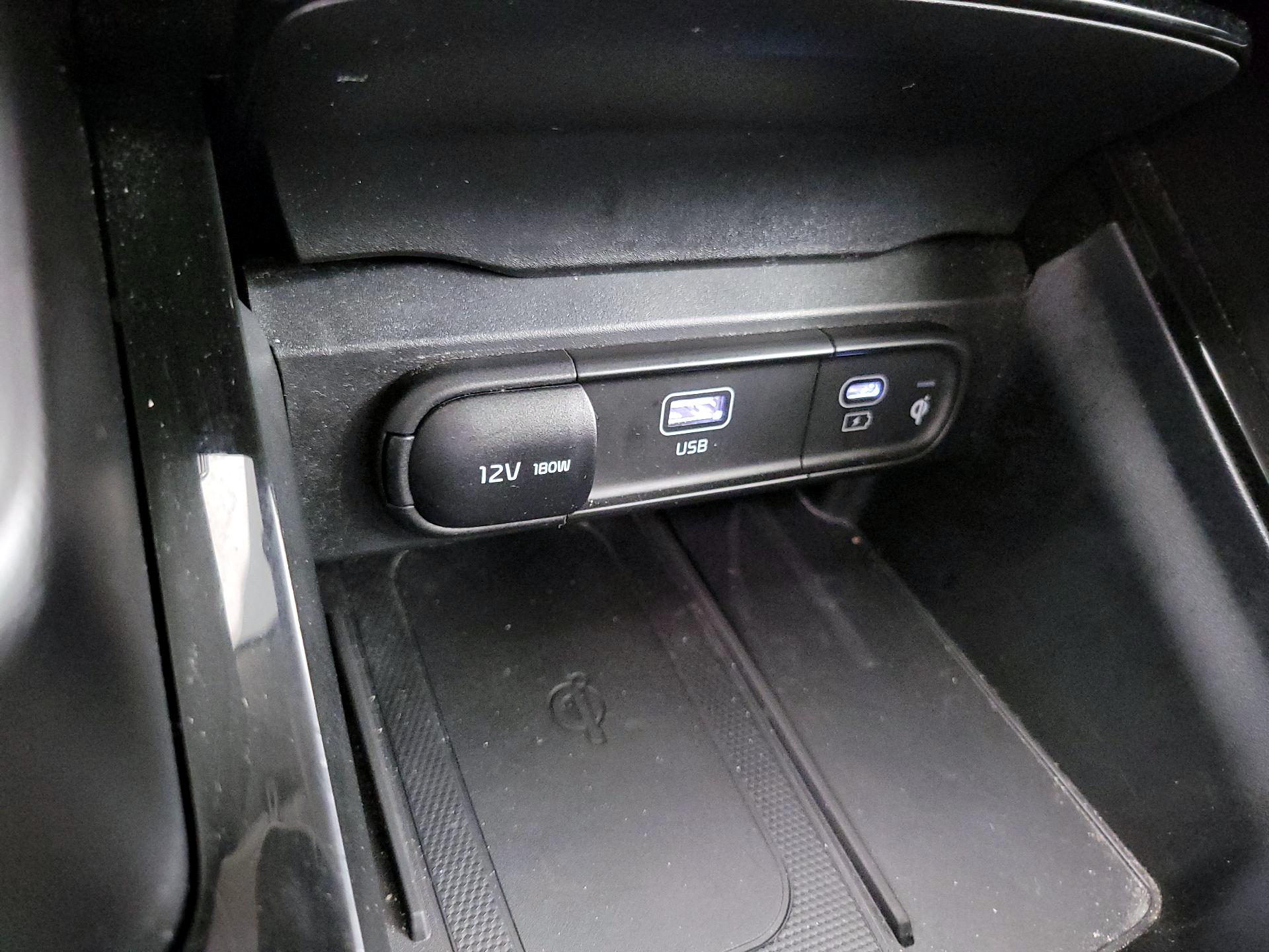 Thumbnail: 2025 Kia Telluride - 19