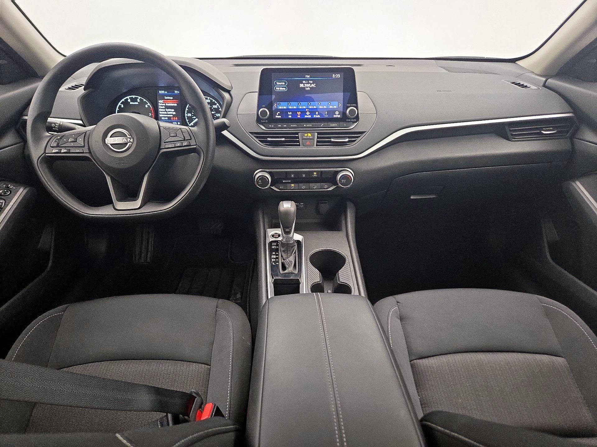 Thumbnail: 2025 Nissan Altima - 9