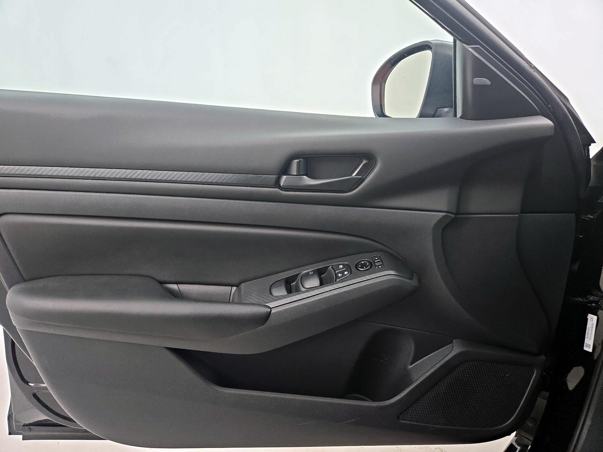 Thumbnail: 2025 Nissan Altima - 12