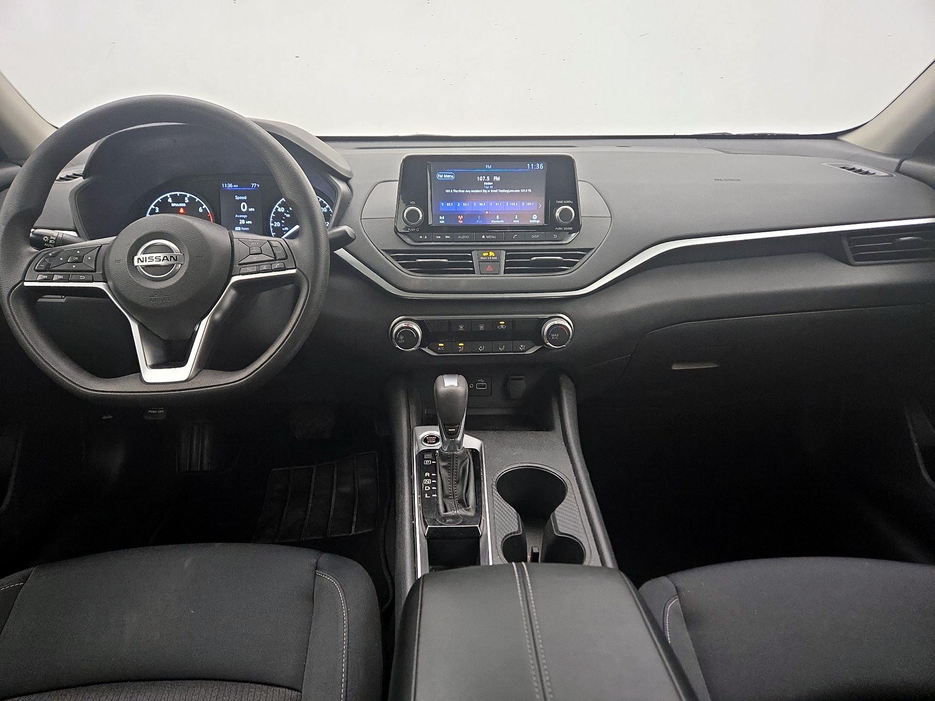 Thumbnail: 2022 Nissan Altima - 9