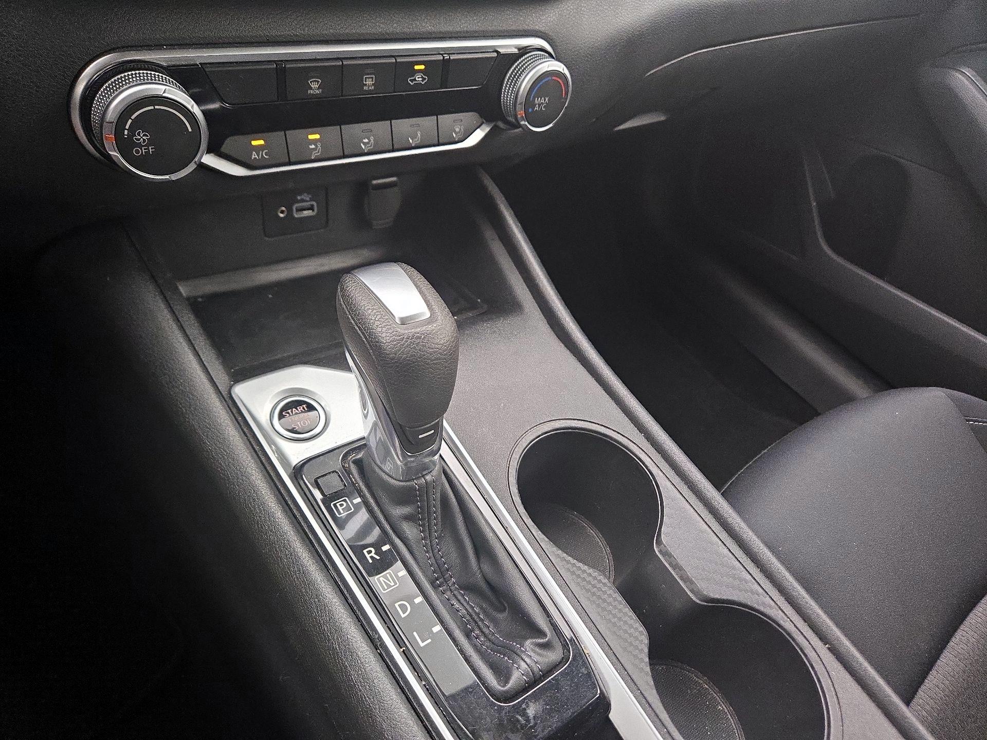 Thumbnail: 2022 Nissan Altima - 17