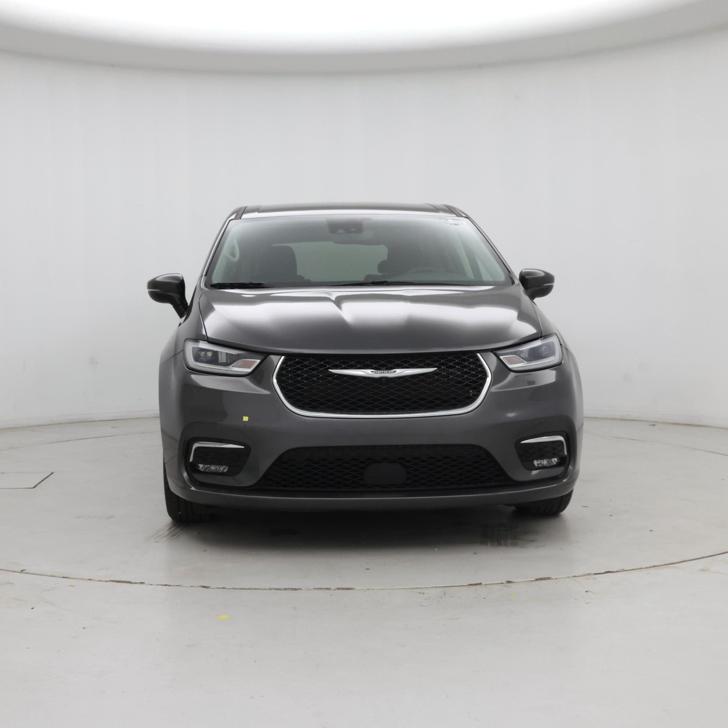 Thumbnail: 2023 Chrysler Pacifica - 5