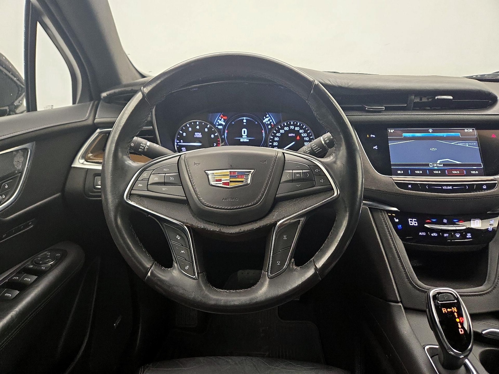 2018 Cadillac XT5 Platinum - Photo 11