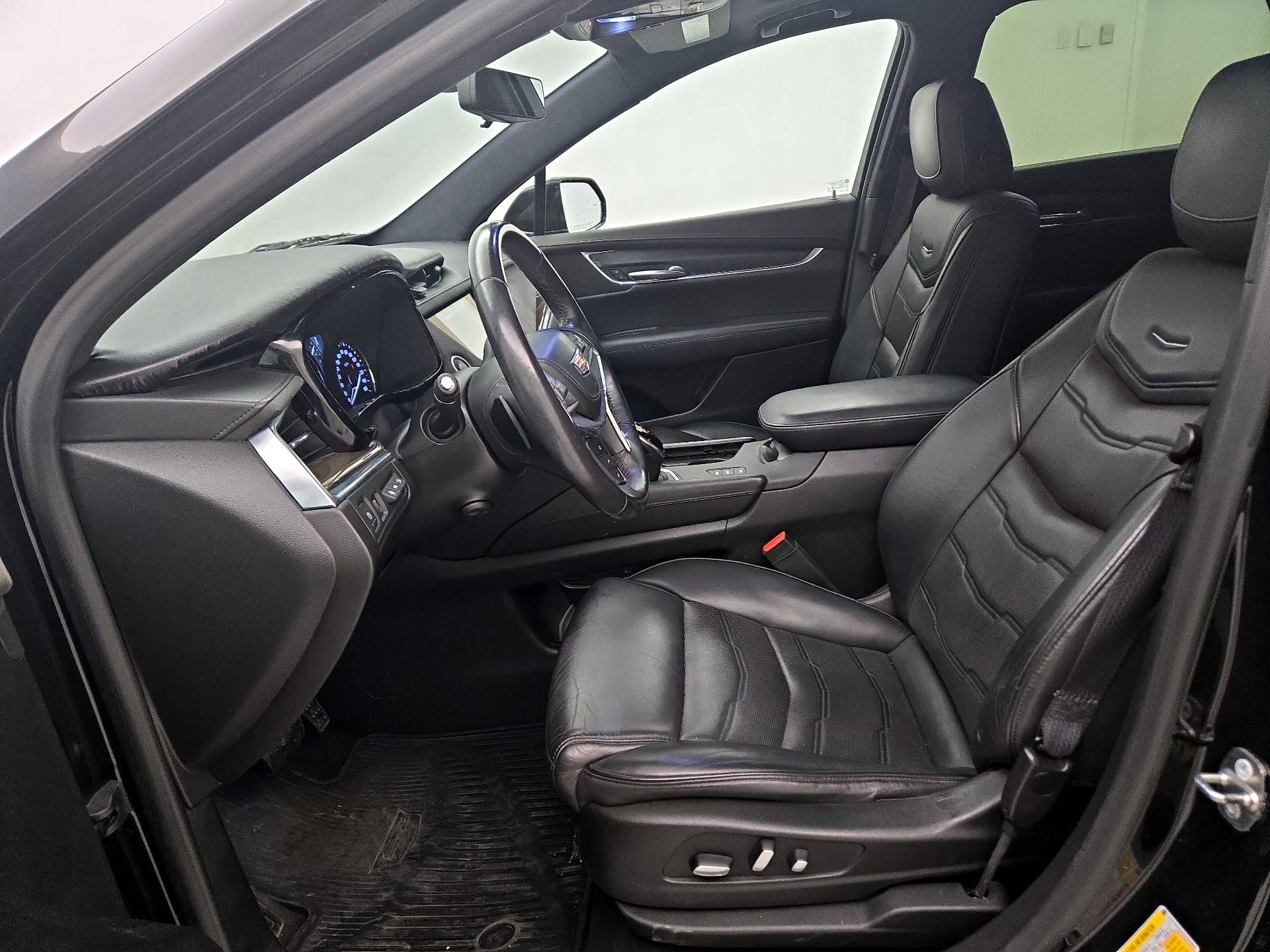Thumbnail: 2018 Cadillac XT5 - 11