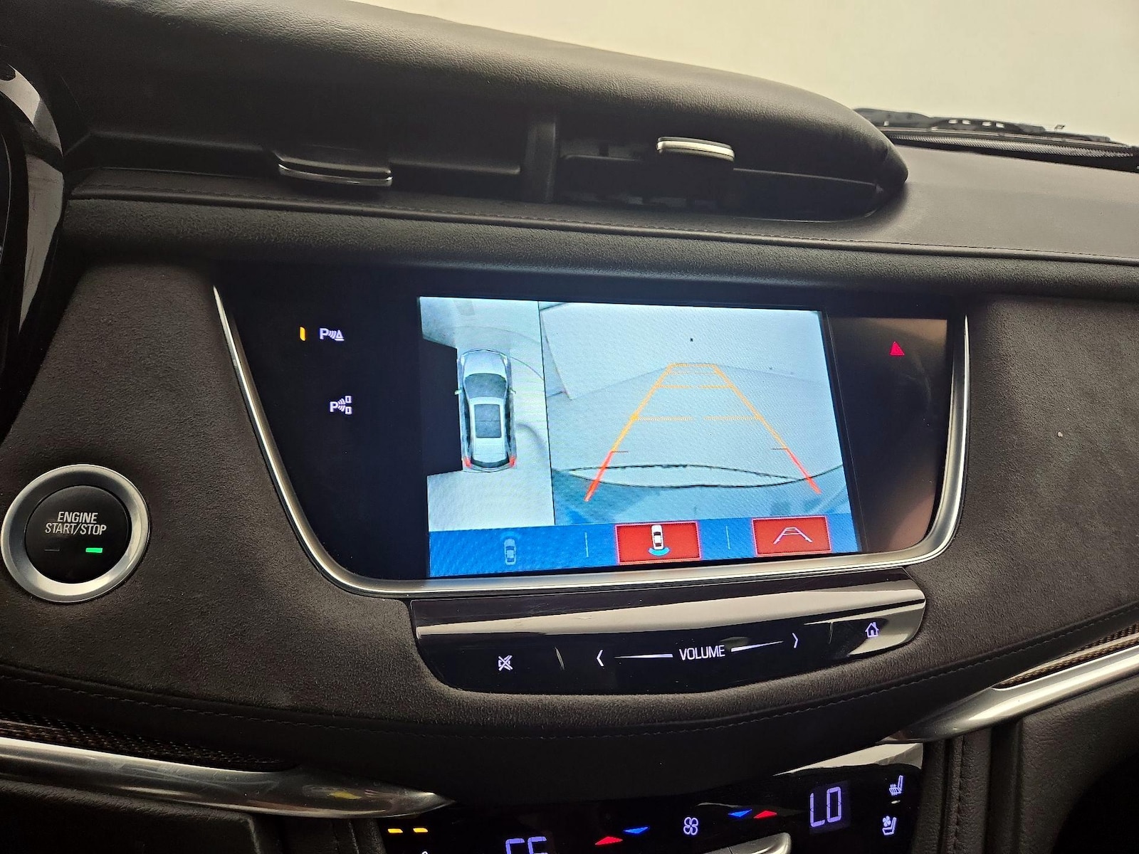 2018 Cadillac XT5 Platinum - Photo 16