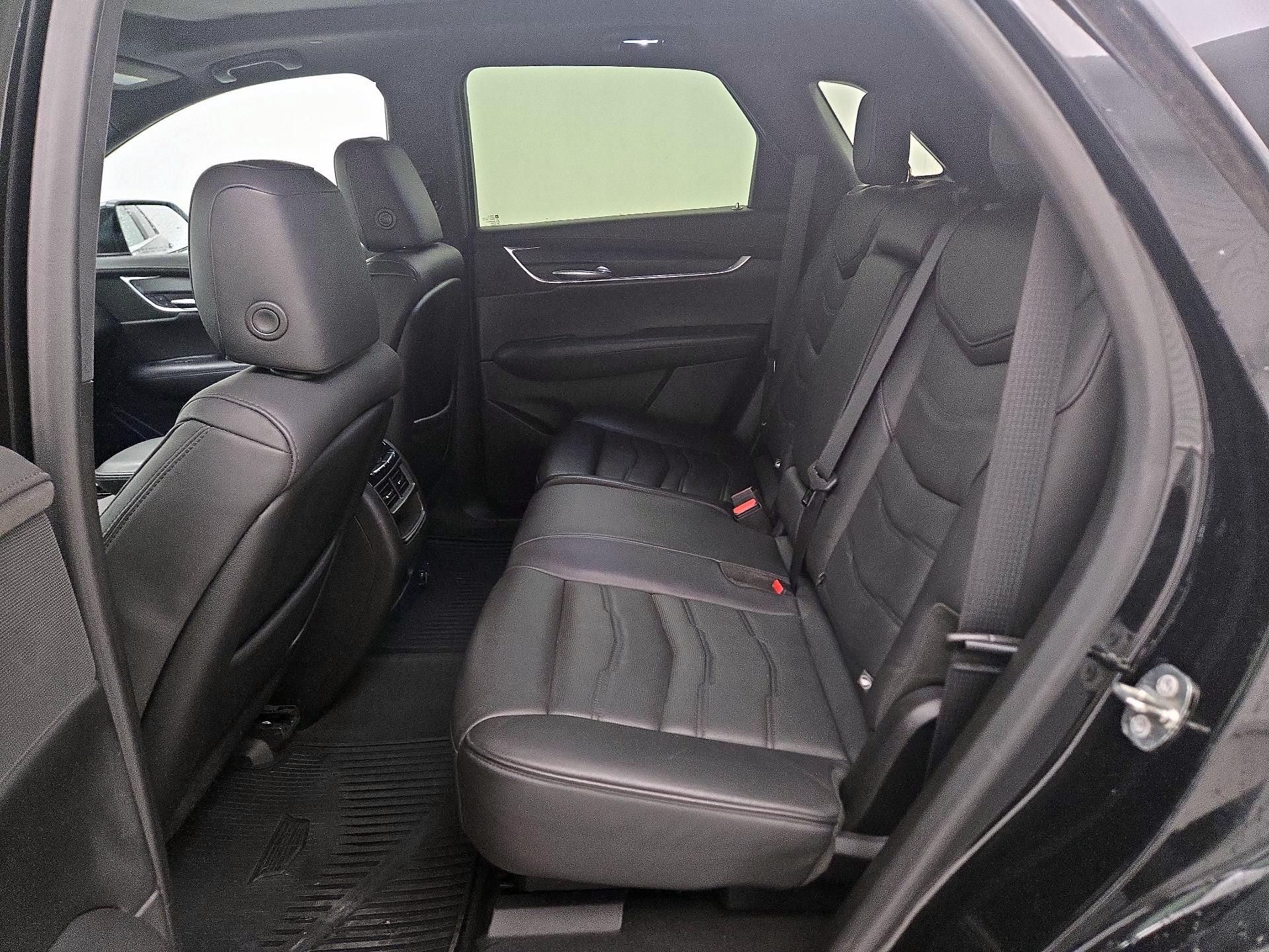 Thumbnail: 2018 Cadillac XT5 - 20