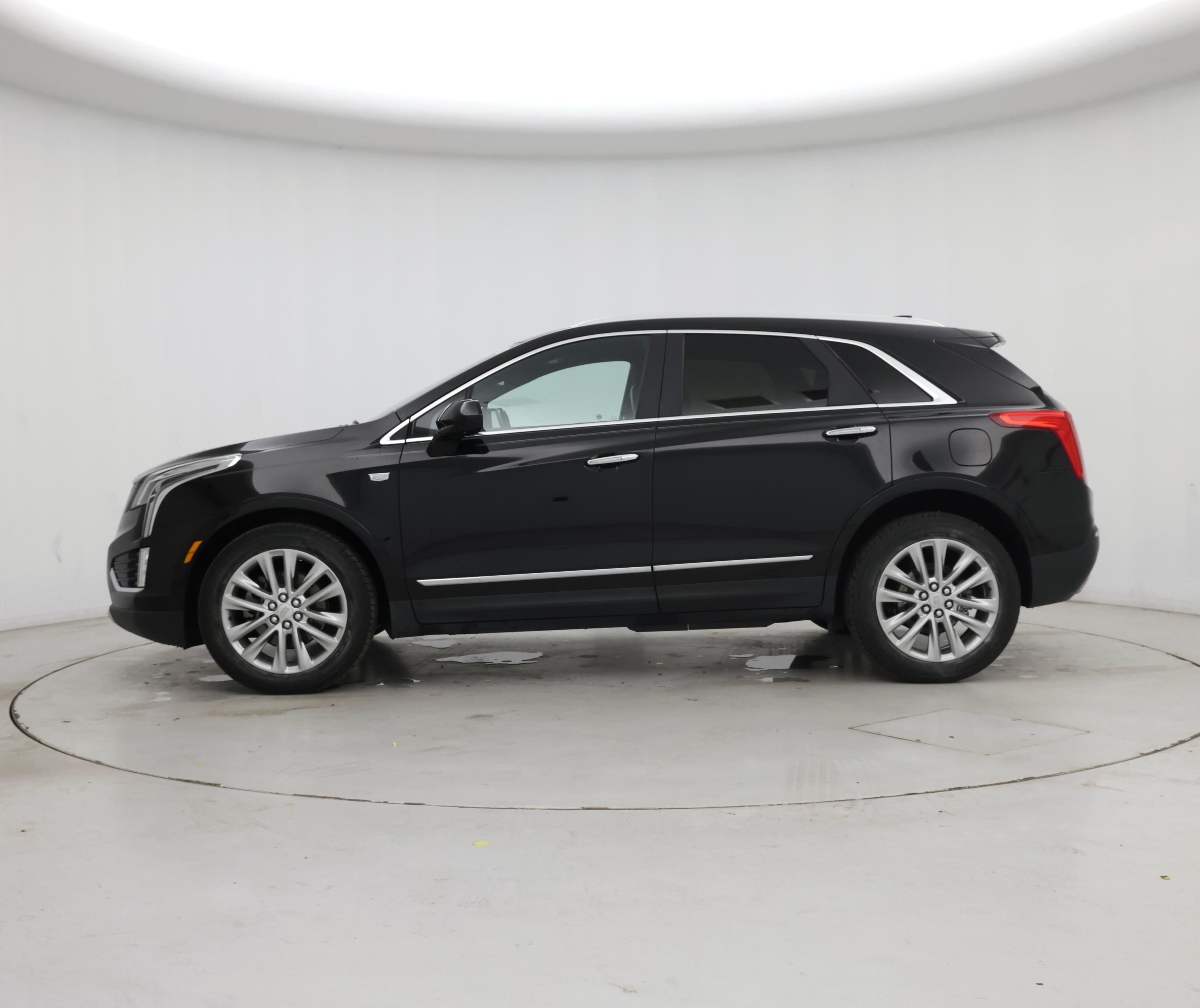 Thumbnail: 2018 Cadillac XT5 - 3