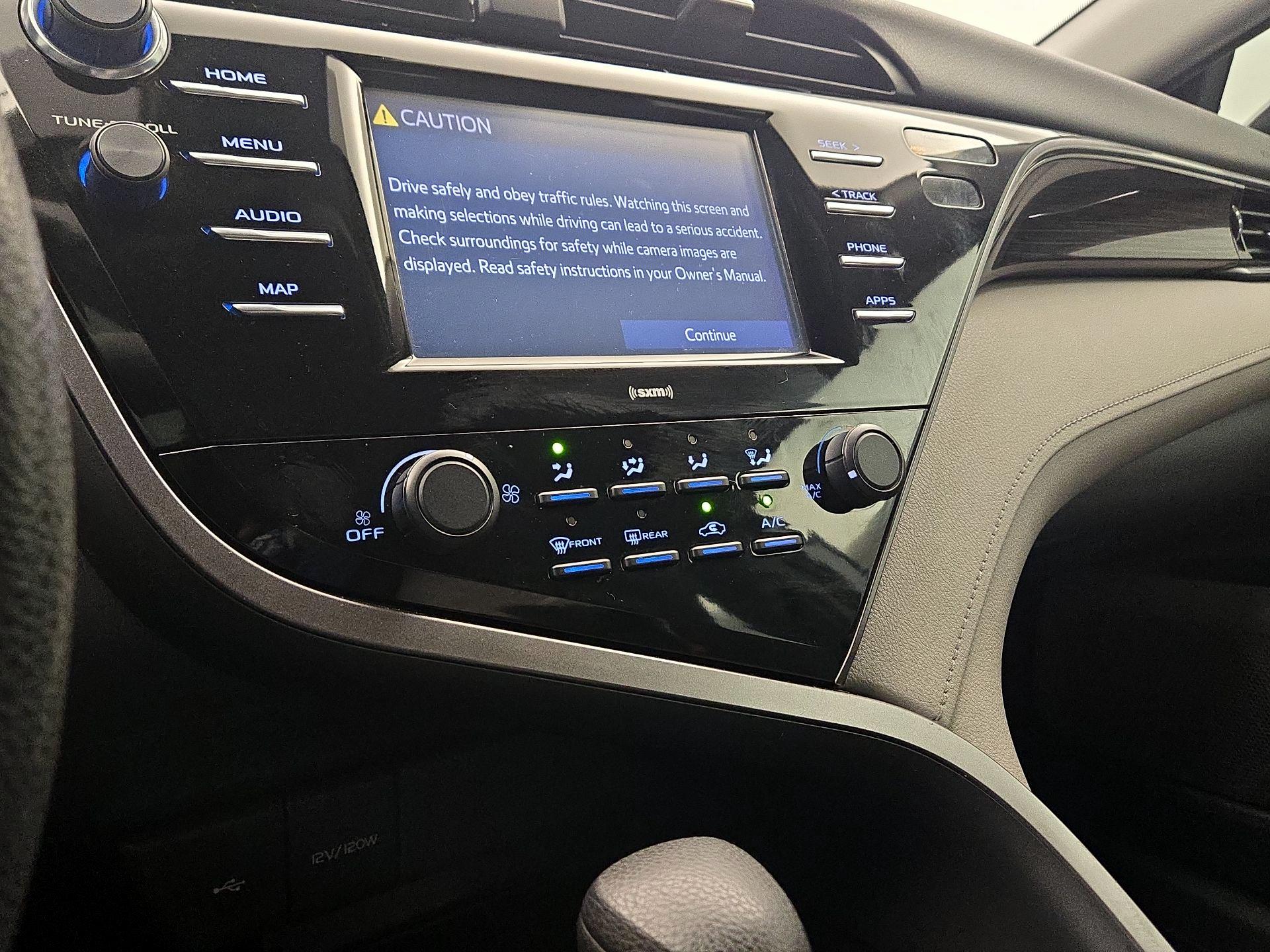 Thumbnail: 2020 Toyota Camry - 16