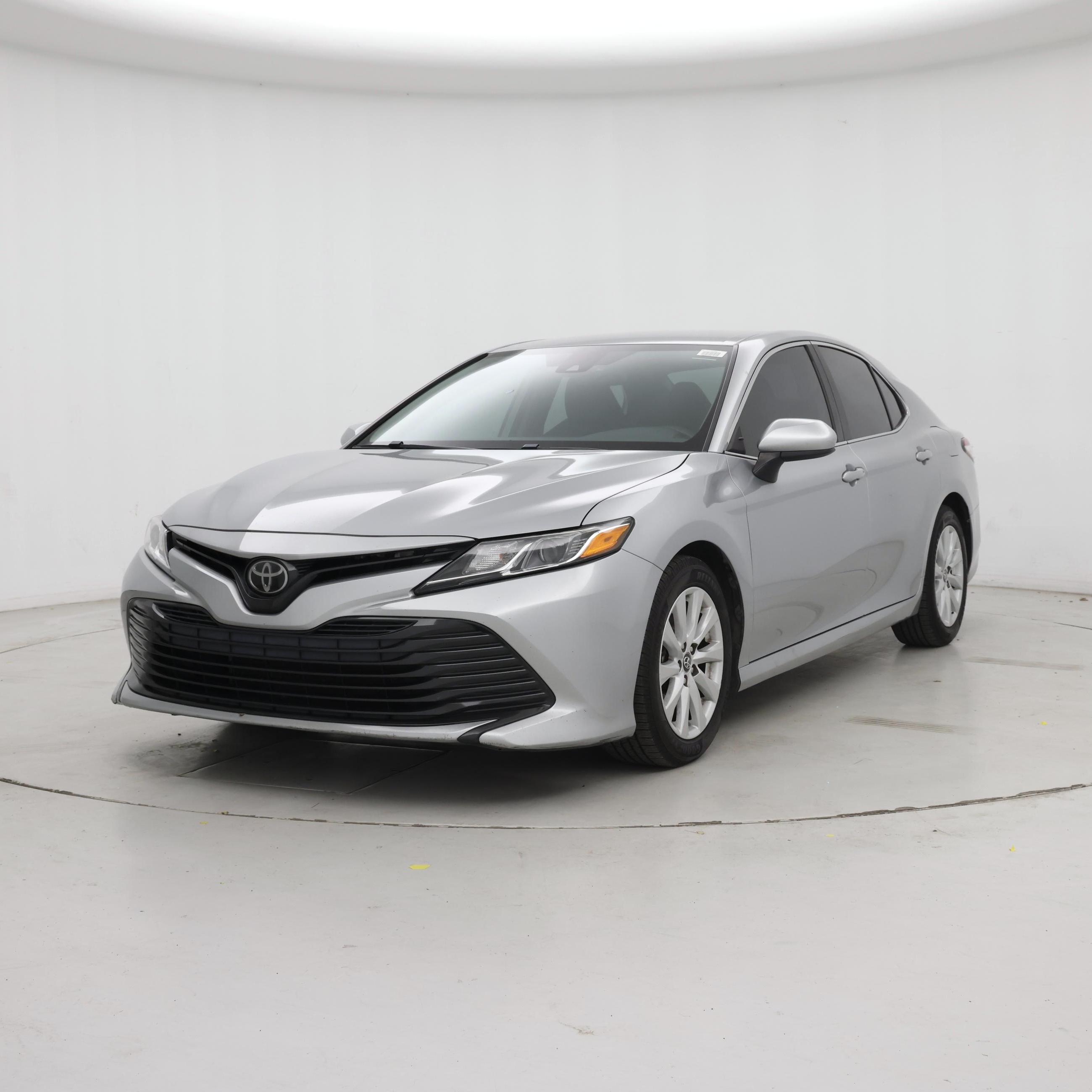 Thumbnail: 2020 Toyota Camry - 4