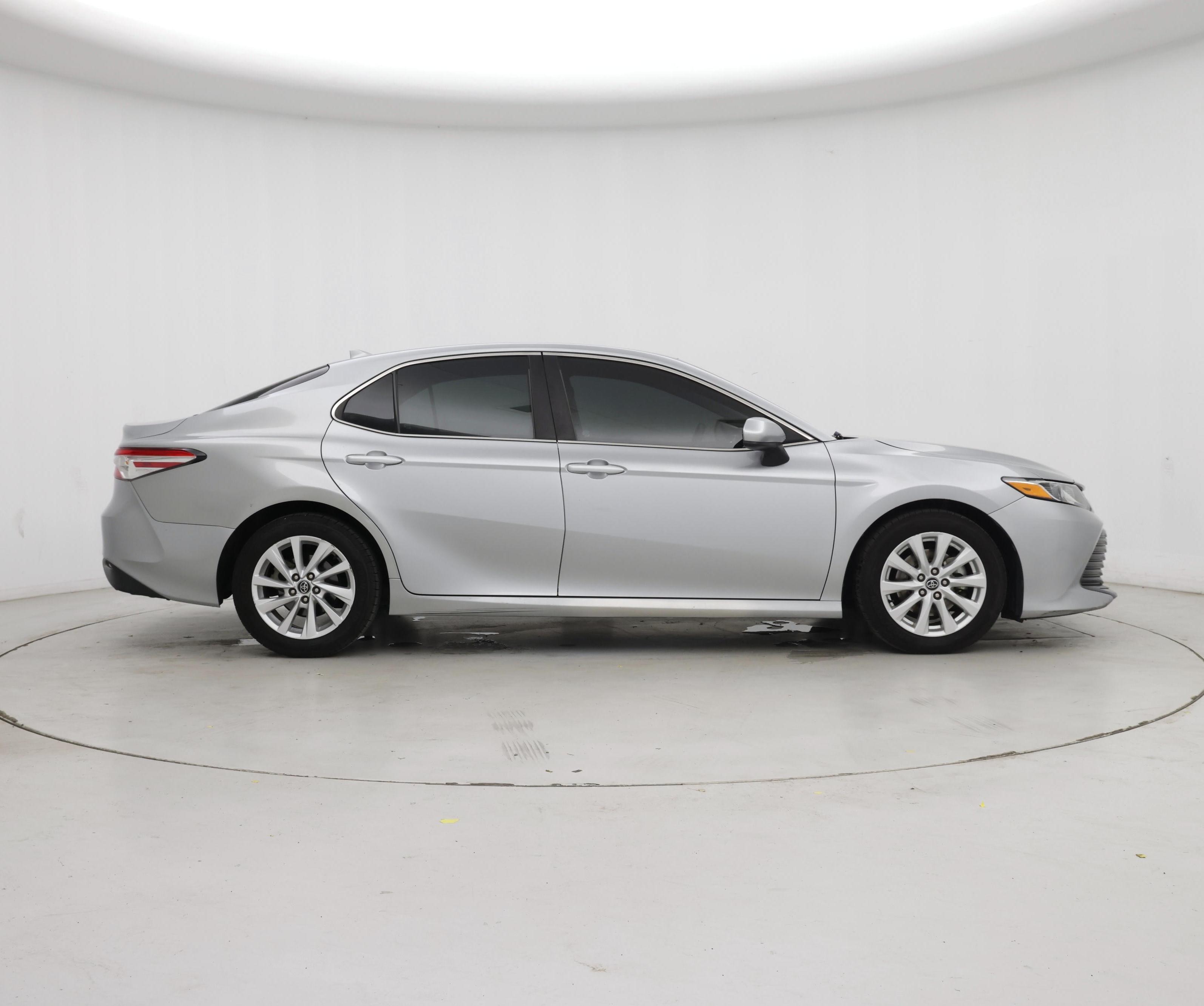 Thumbnail: 2020 Toyota Camry - 7