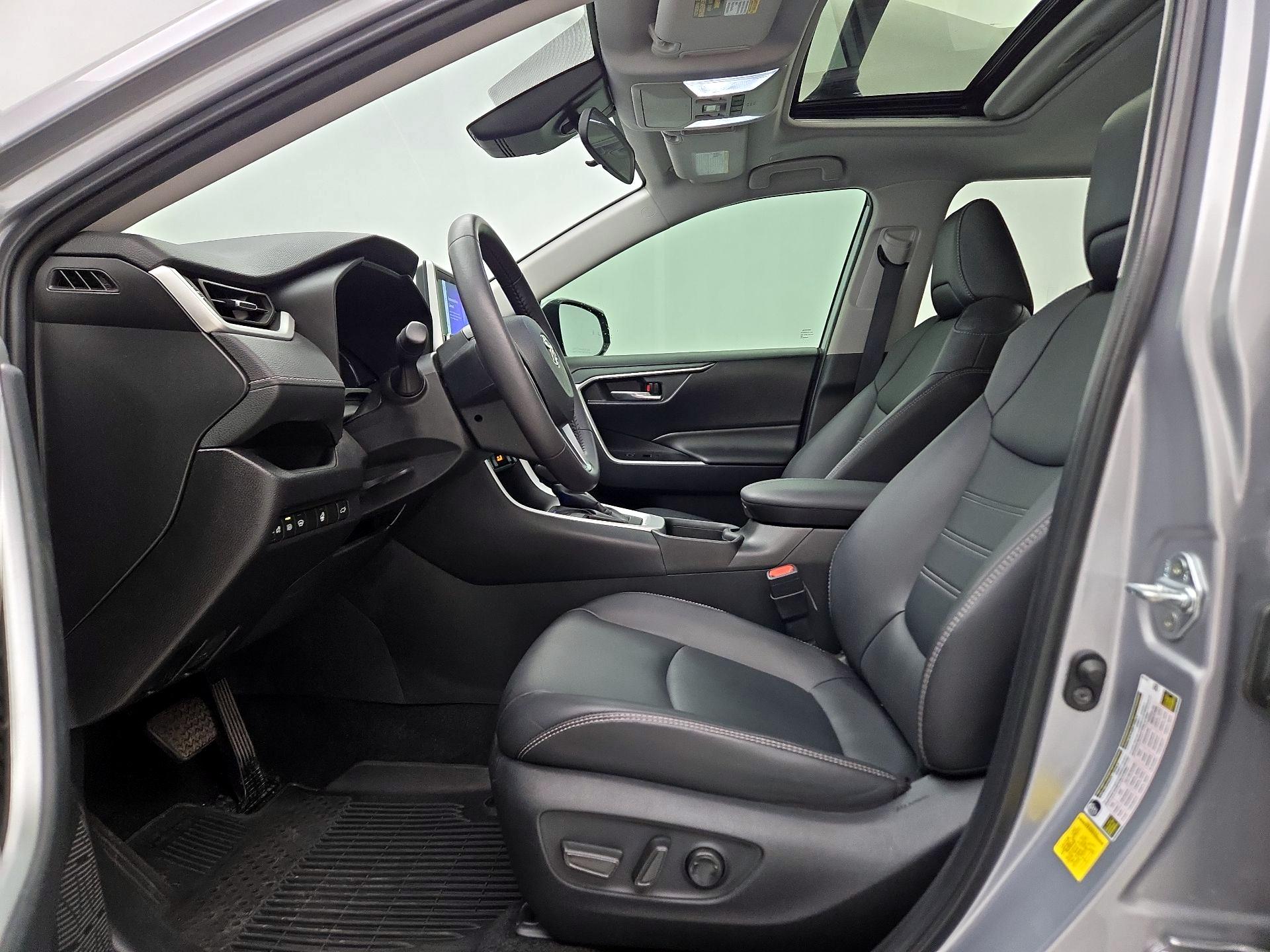 Thumbnail: 2024 Toyota RAV4 - 11