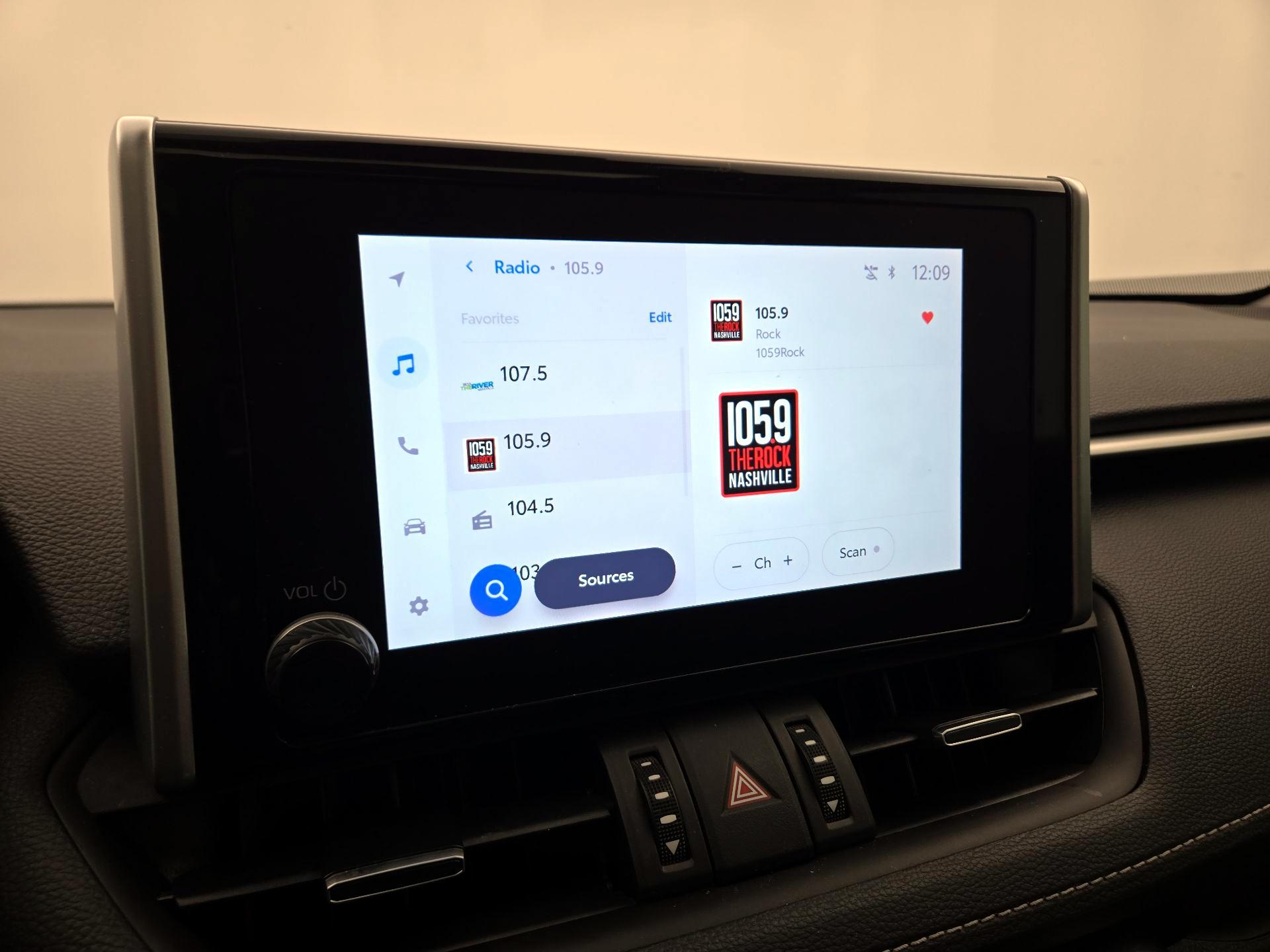 Thumbnail: 2024 Toyota RAV4 - 15