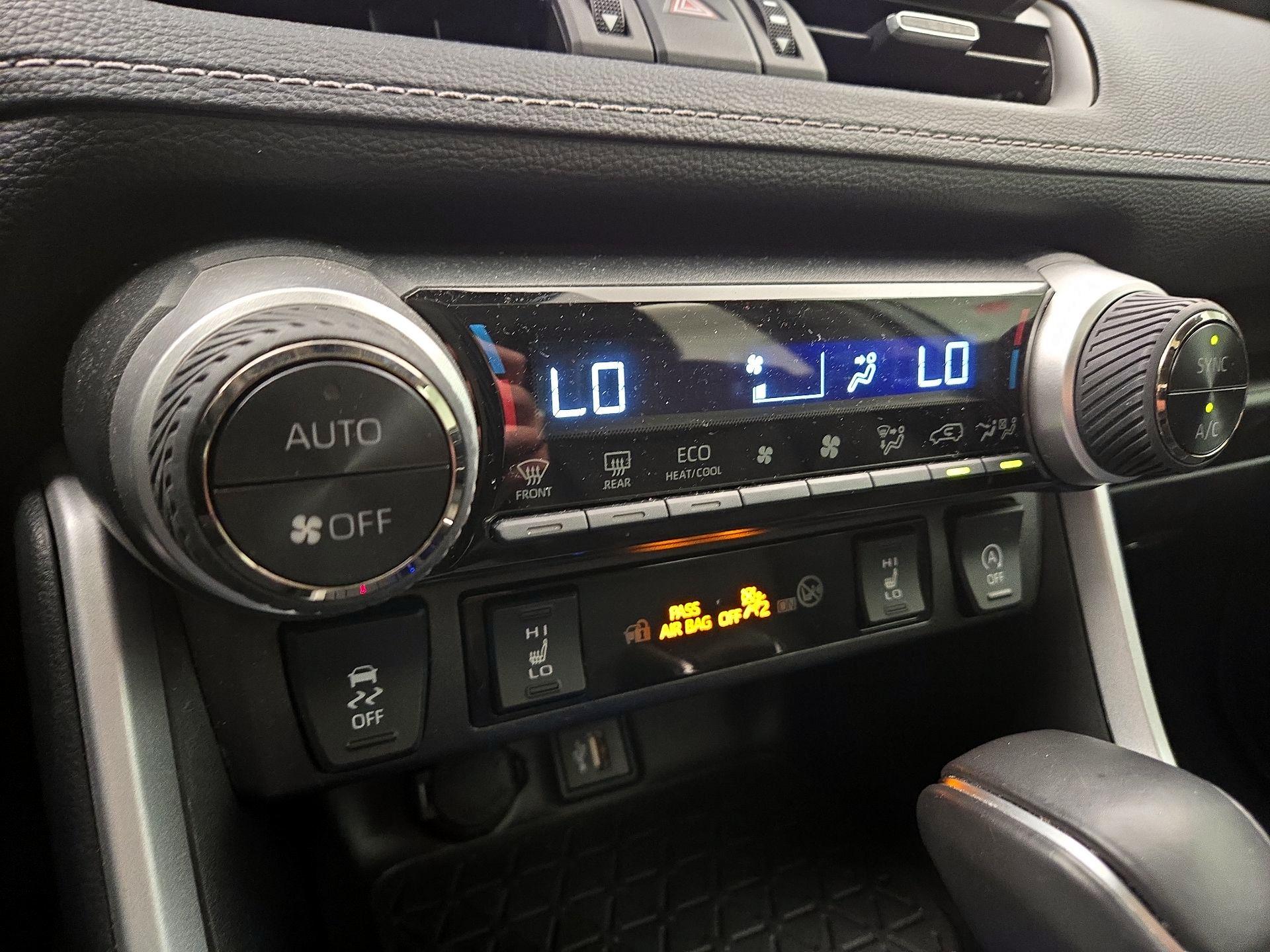 Thumbnail: 2024 Toyota RAV4 - 16