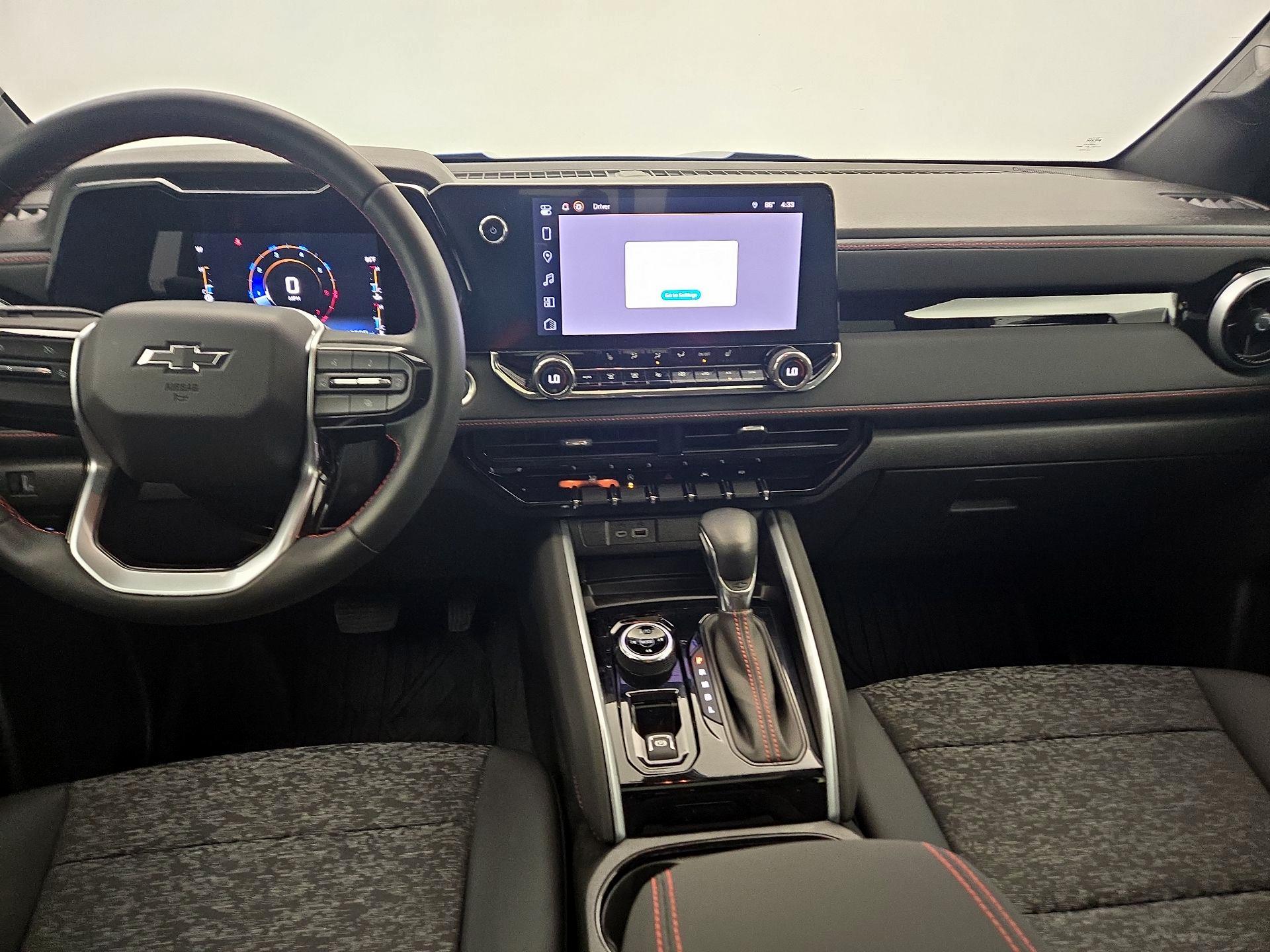 Thumbnail: 2023 Chevrolet Colorado - 9