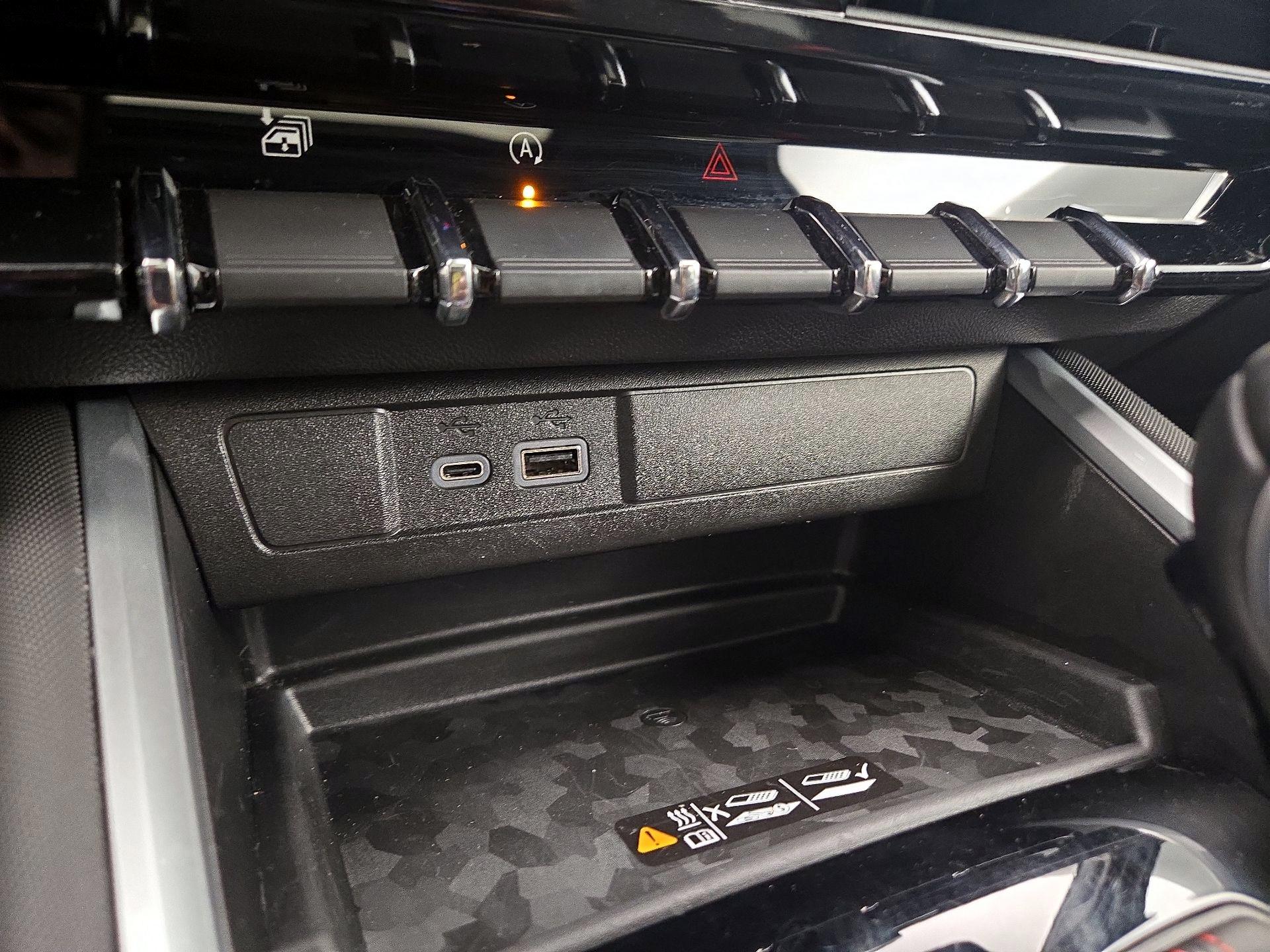 Thumbnail: 2023 Chevrolet Colorado - 19