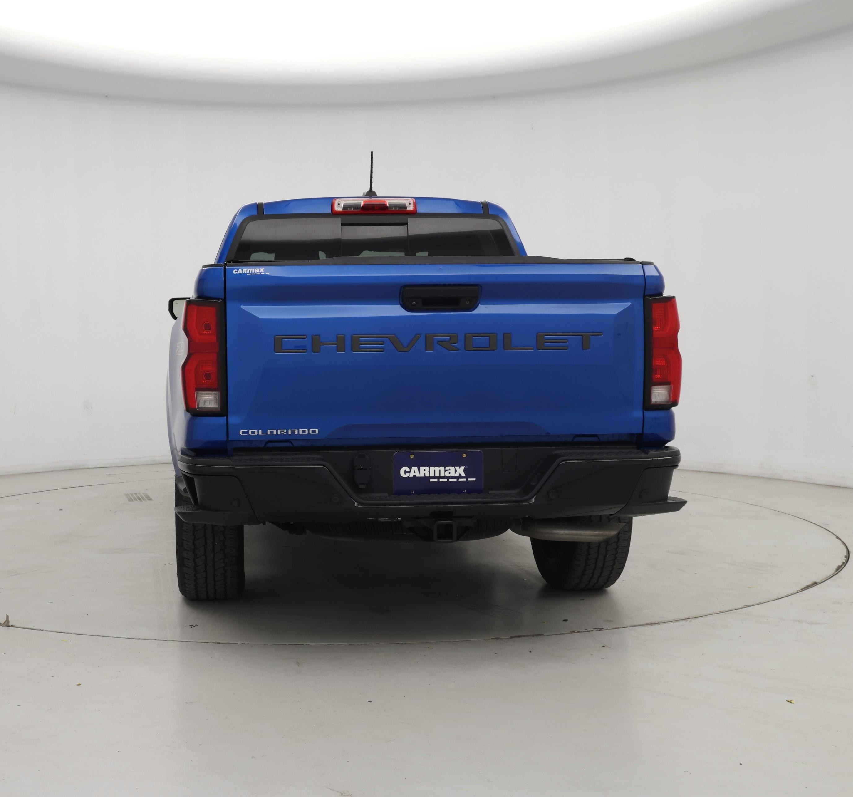 Thumbnail: 2023 Chevrolet Colorado - 6