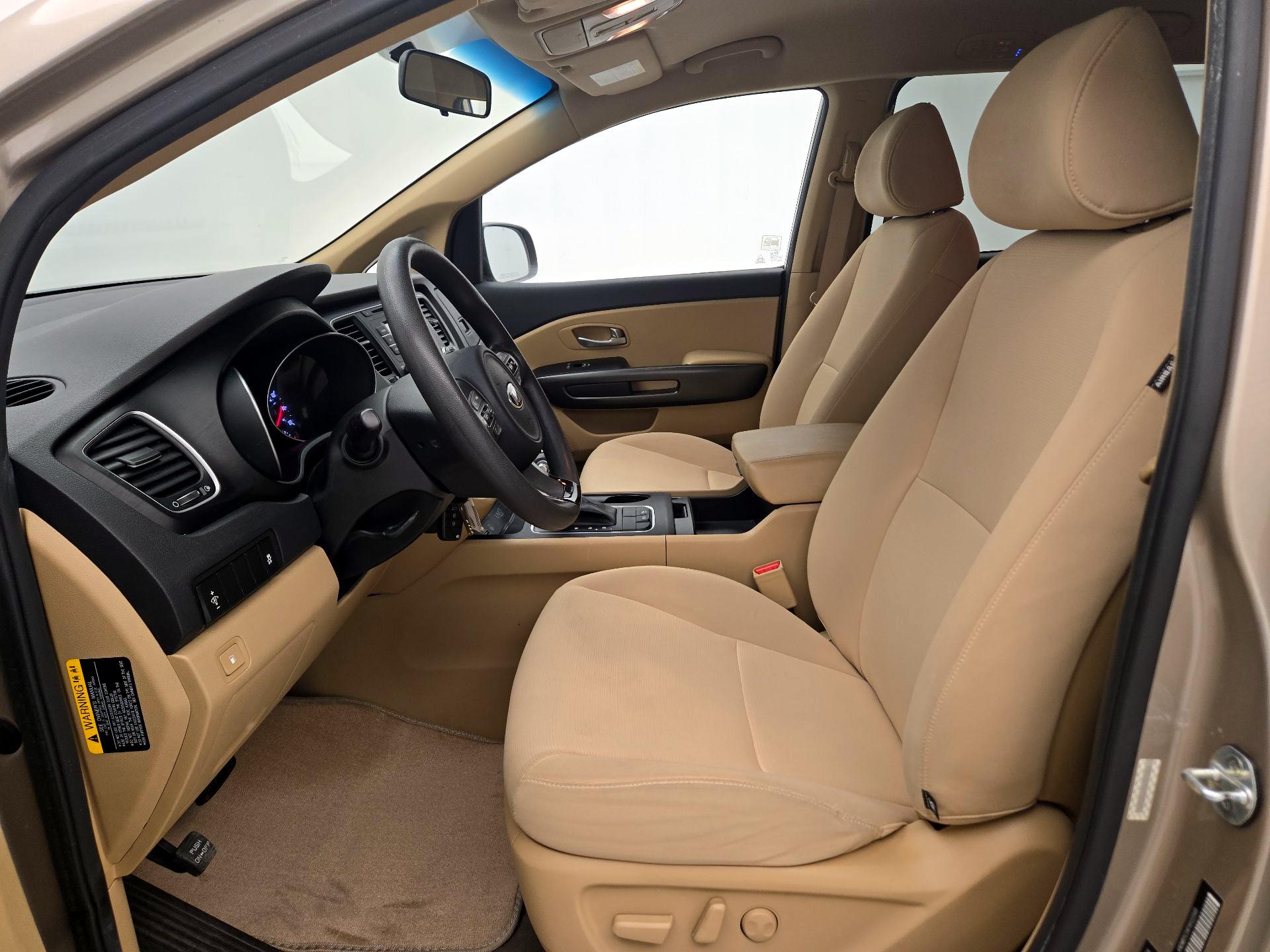 Thumbnail: 2015 Kia Sedona - 11