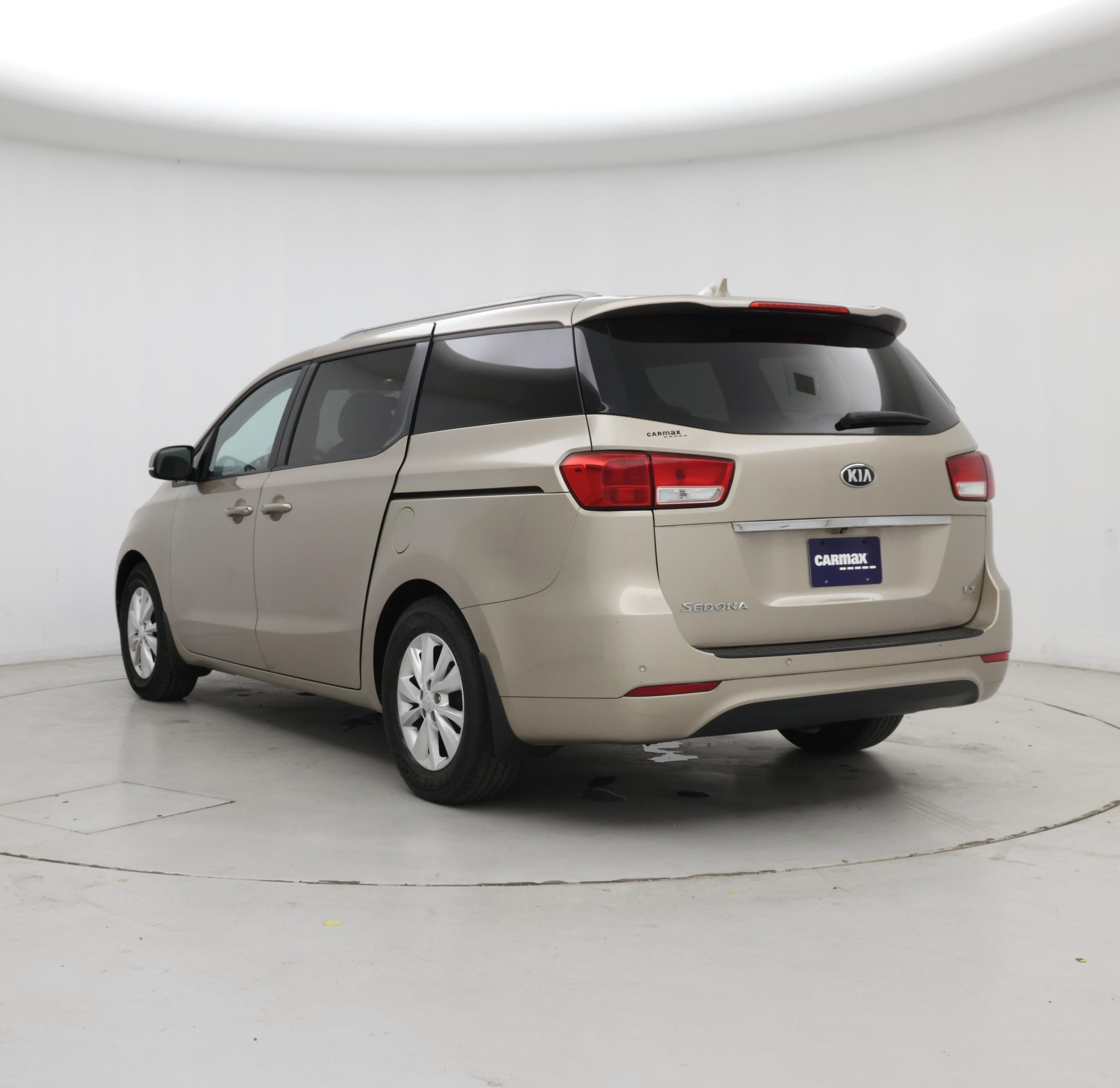 Thumbnail: 2015 Kia Sedona - 2