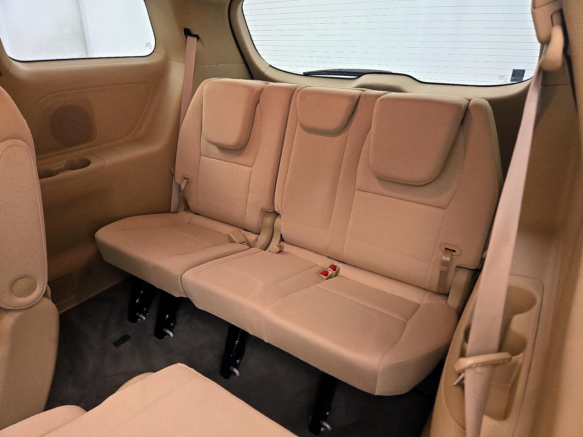 Thumbnail: 2015 Kia Sedona - 20