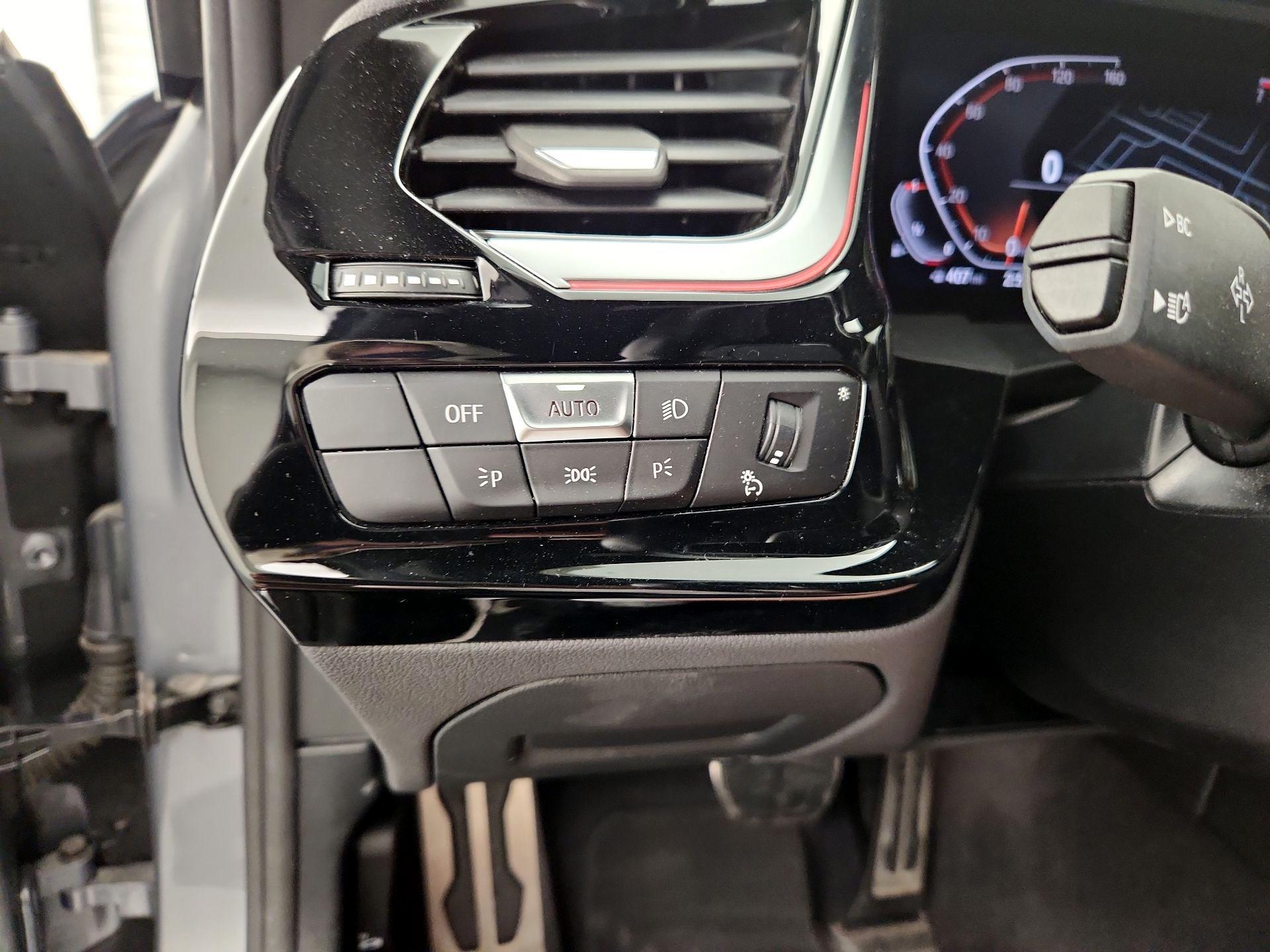 Thumbnail: 2025 BMW Z4 - 13