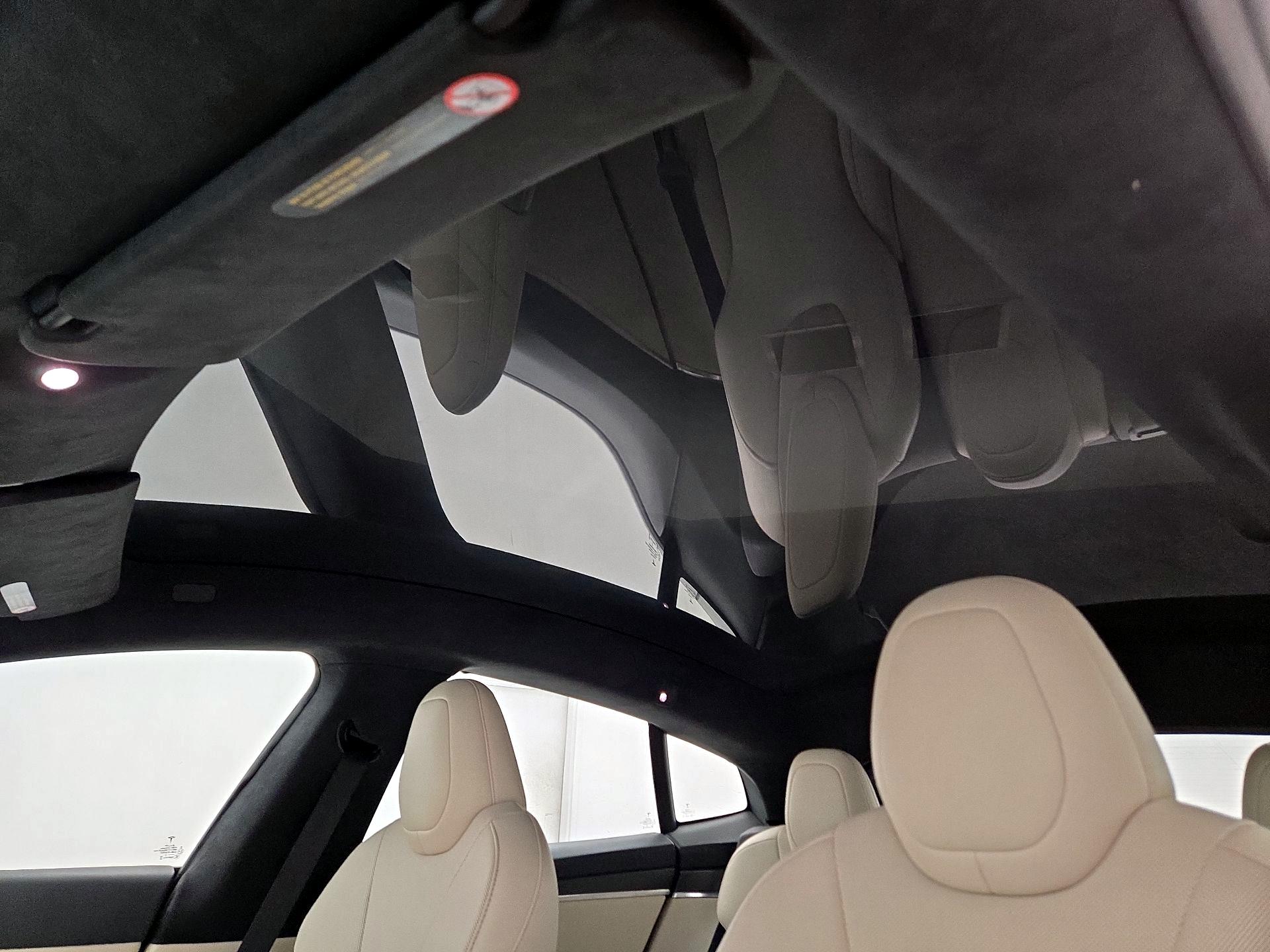 Thumbnail: 2021 Tesla Model S - 18