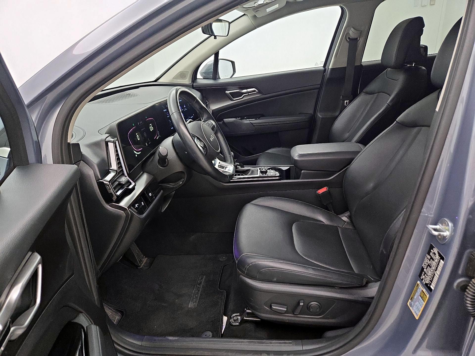 Thumbnail: 2023 Kia Sportage - 11