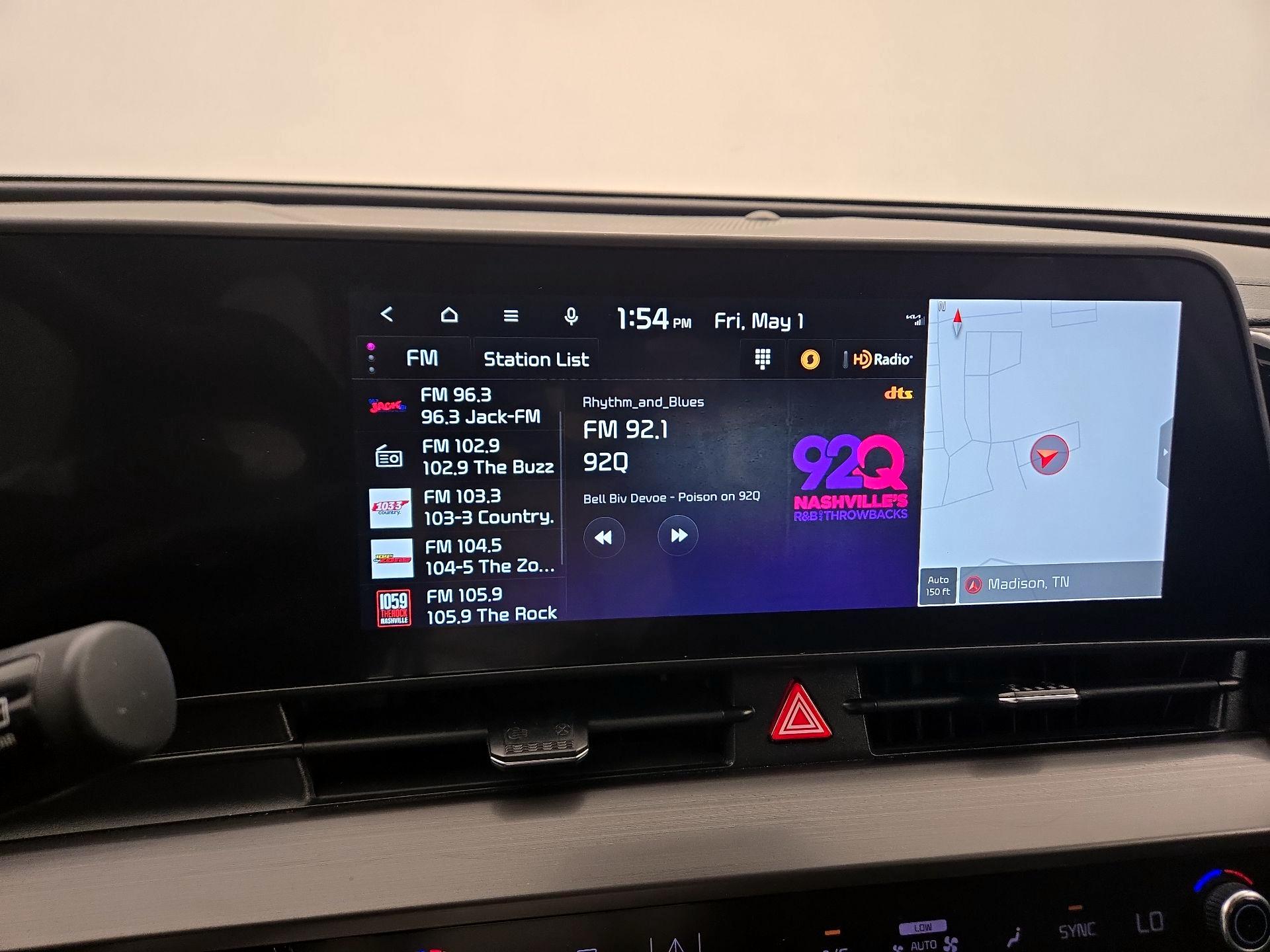 Thumbnail: 2023 Kia Sportage - 16