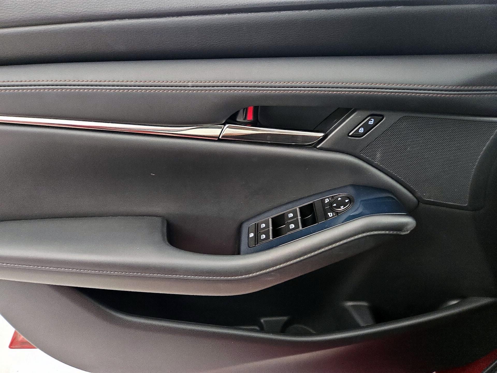 Thumbnail: 2019 Mazda Mazda3 - 12