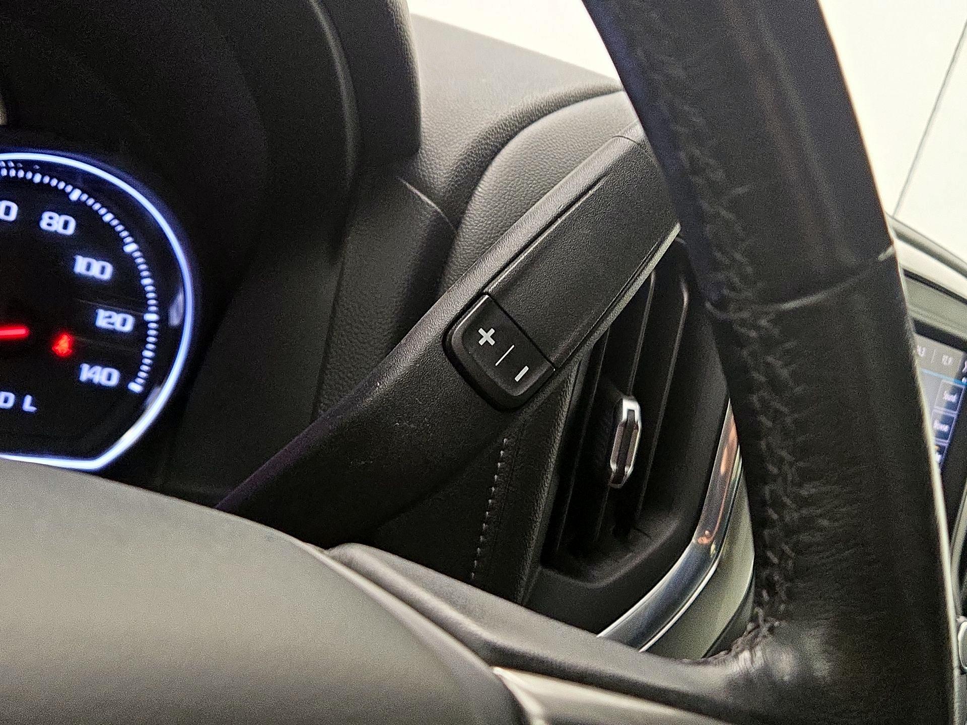 Thumbnail: 2019 Chevrolet Silverado 1500 - 17