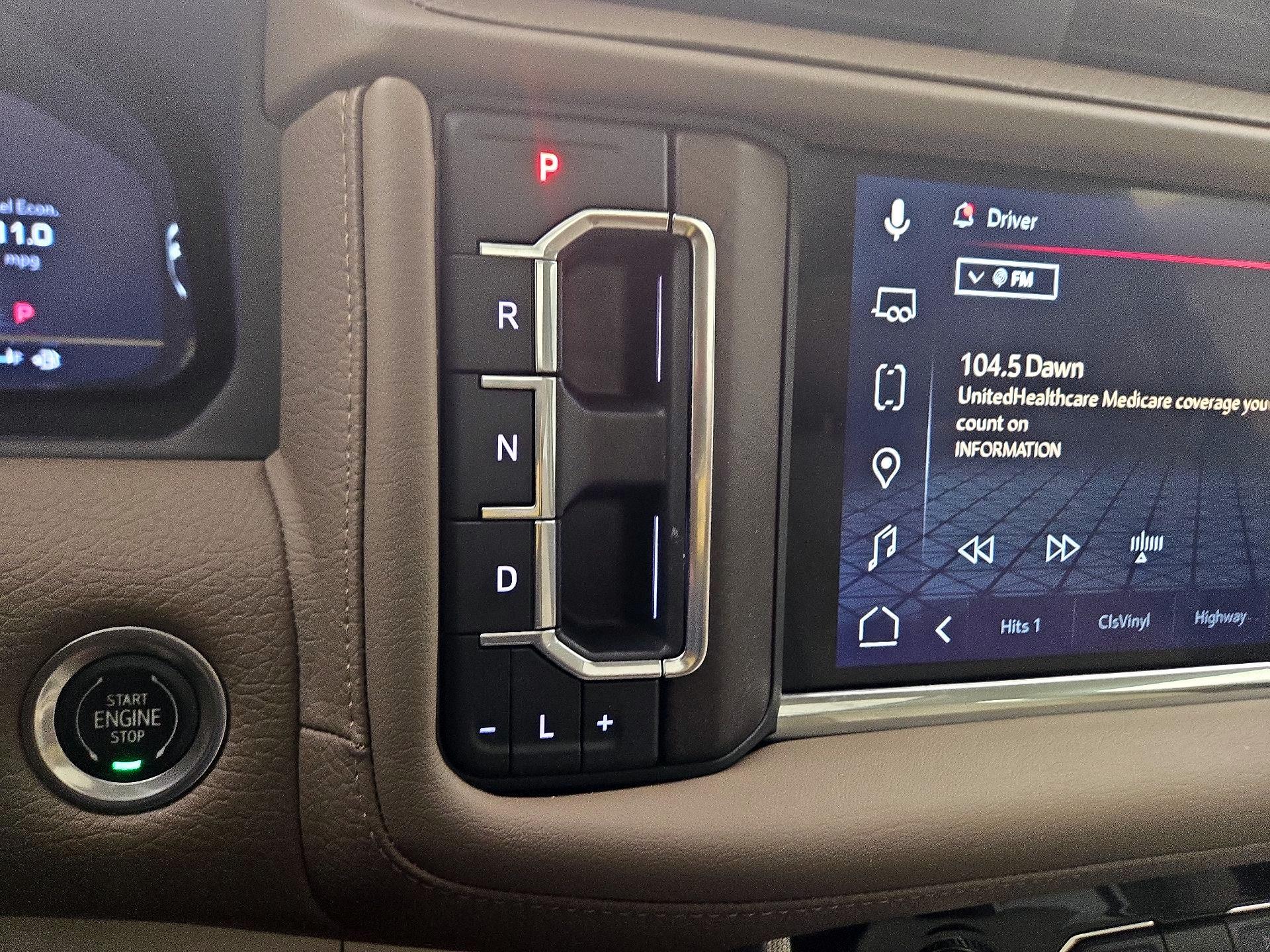 Thumbnail: 2023 GMC Yukon XL - 18