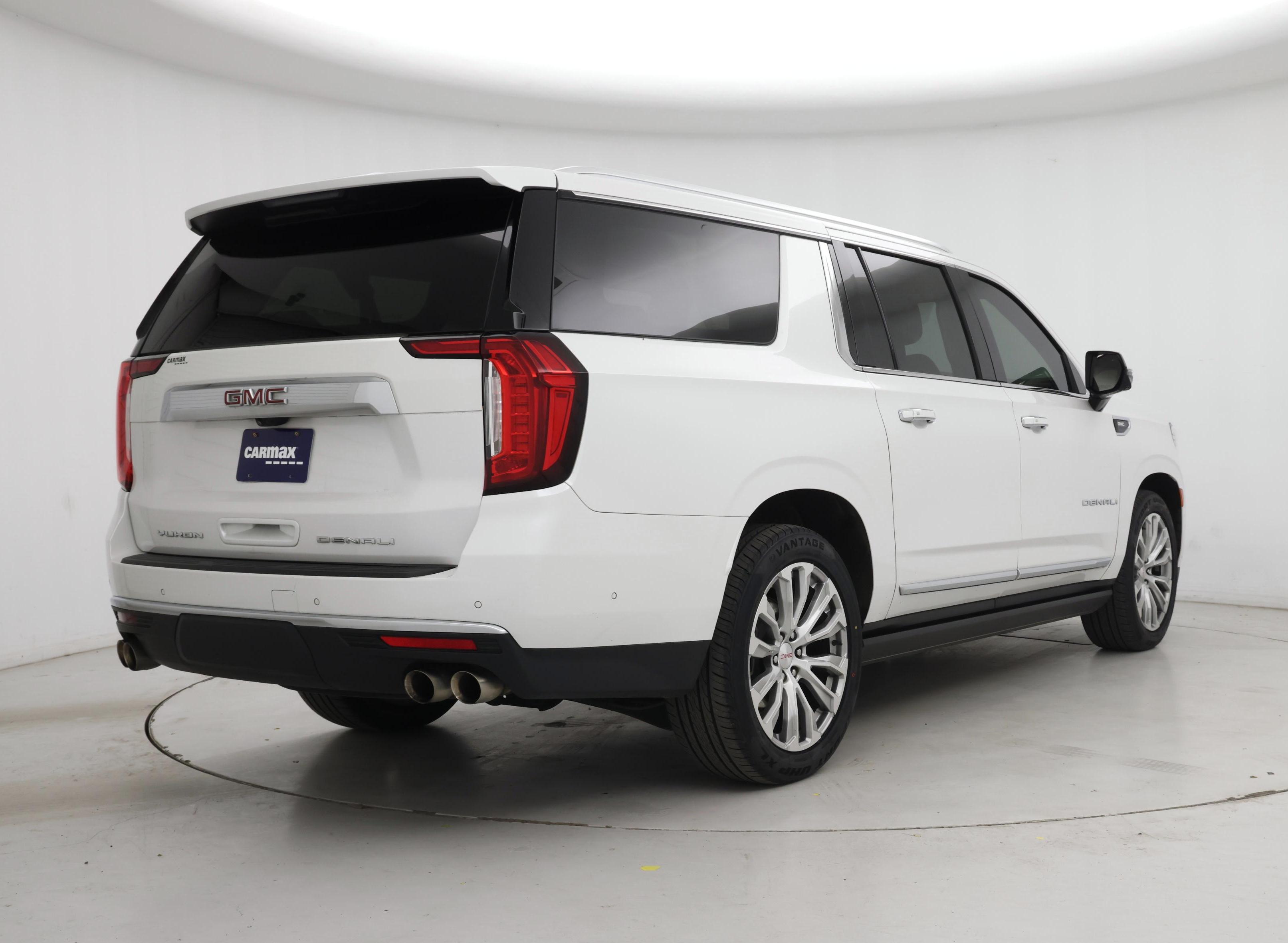 Thumbnail: 2023 GMC Yukon XL - 8