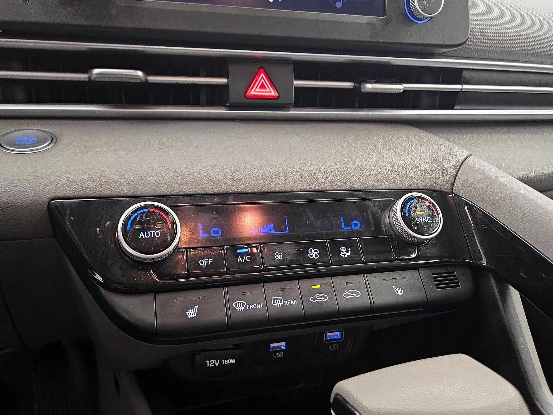 Thumbnail: 2021 Hyundai Elantra - 16