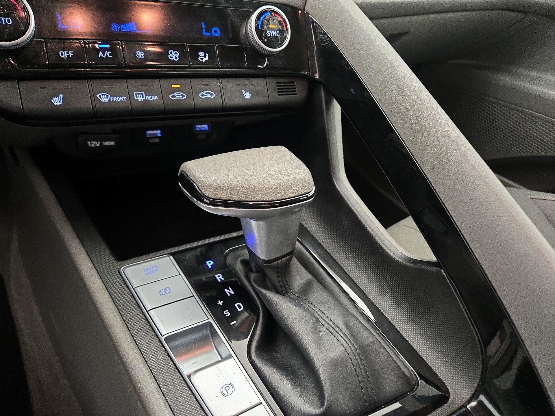 Thumbnail: 2021 Hyundai Elantra - 17