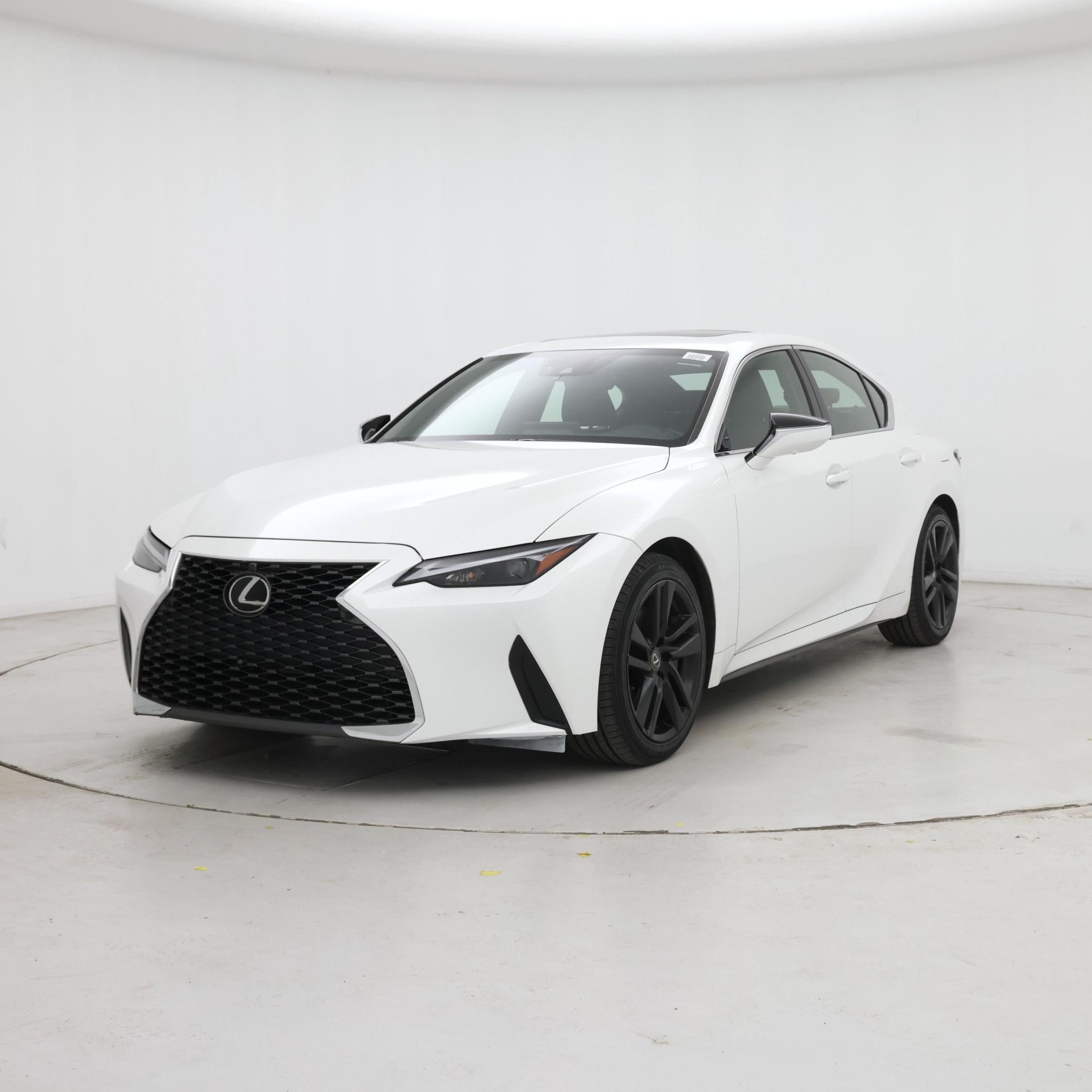 Thumbnail: 2021 Lexus IS - 4