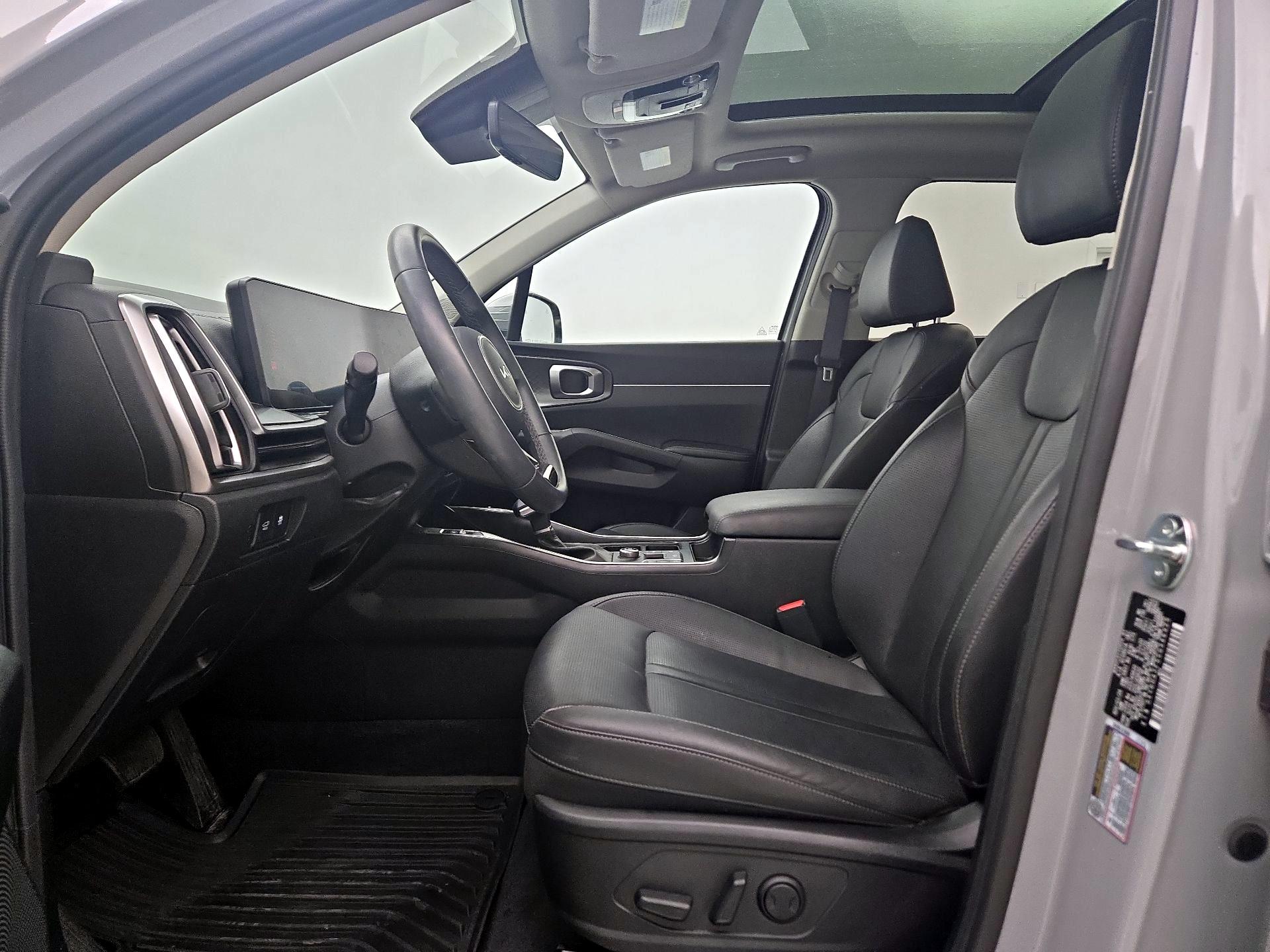 Thumbnail: 2025 Kia Sorento - 11